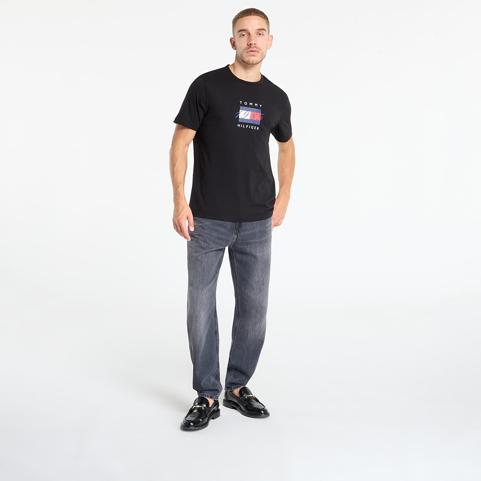 Men's T-shirts Tommy Hilfiger Linear Flag Graphic Tee Black
