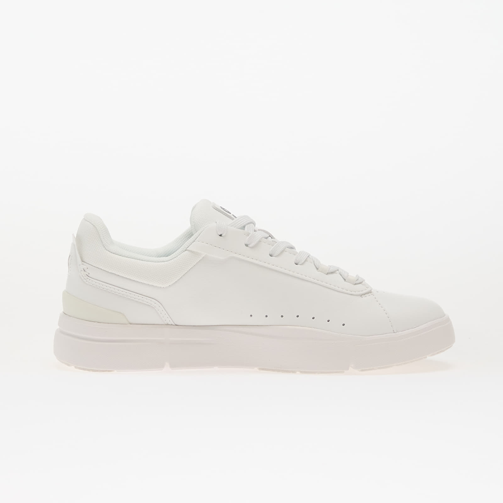 Дамски кецове и обувки On W The Roger Advantage White/ White