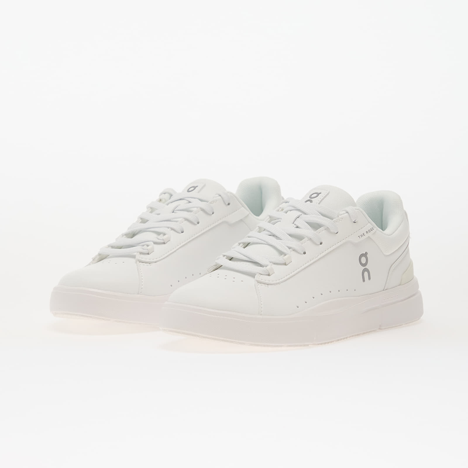 Дамски кецове и обувки On W The Roger Advantage White/ White