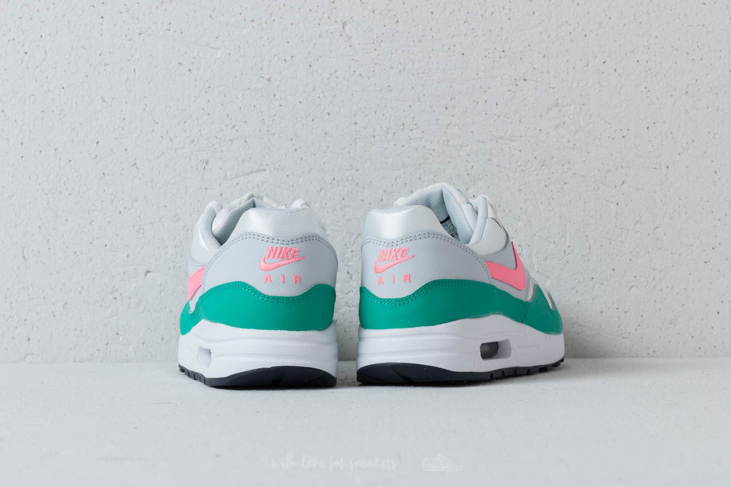 Ženski čevlji Nike Air Max 1 (GS) Summit White/ Sunset Pulse