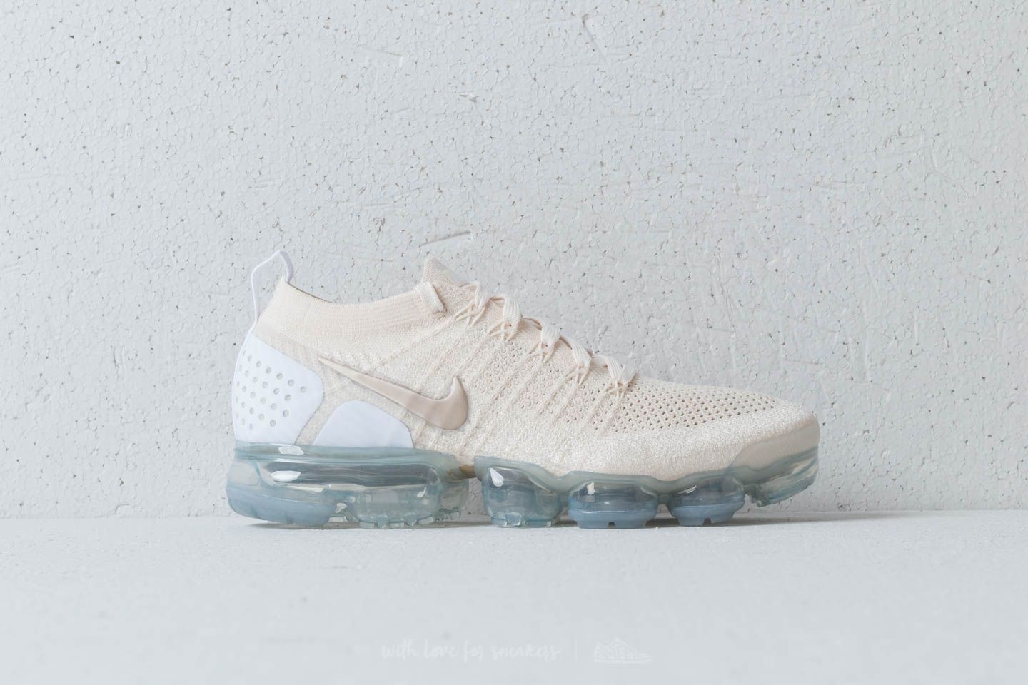 Vapormax cream store womens