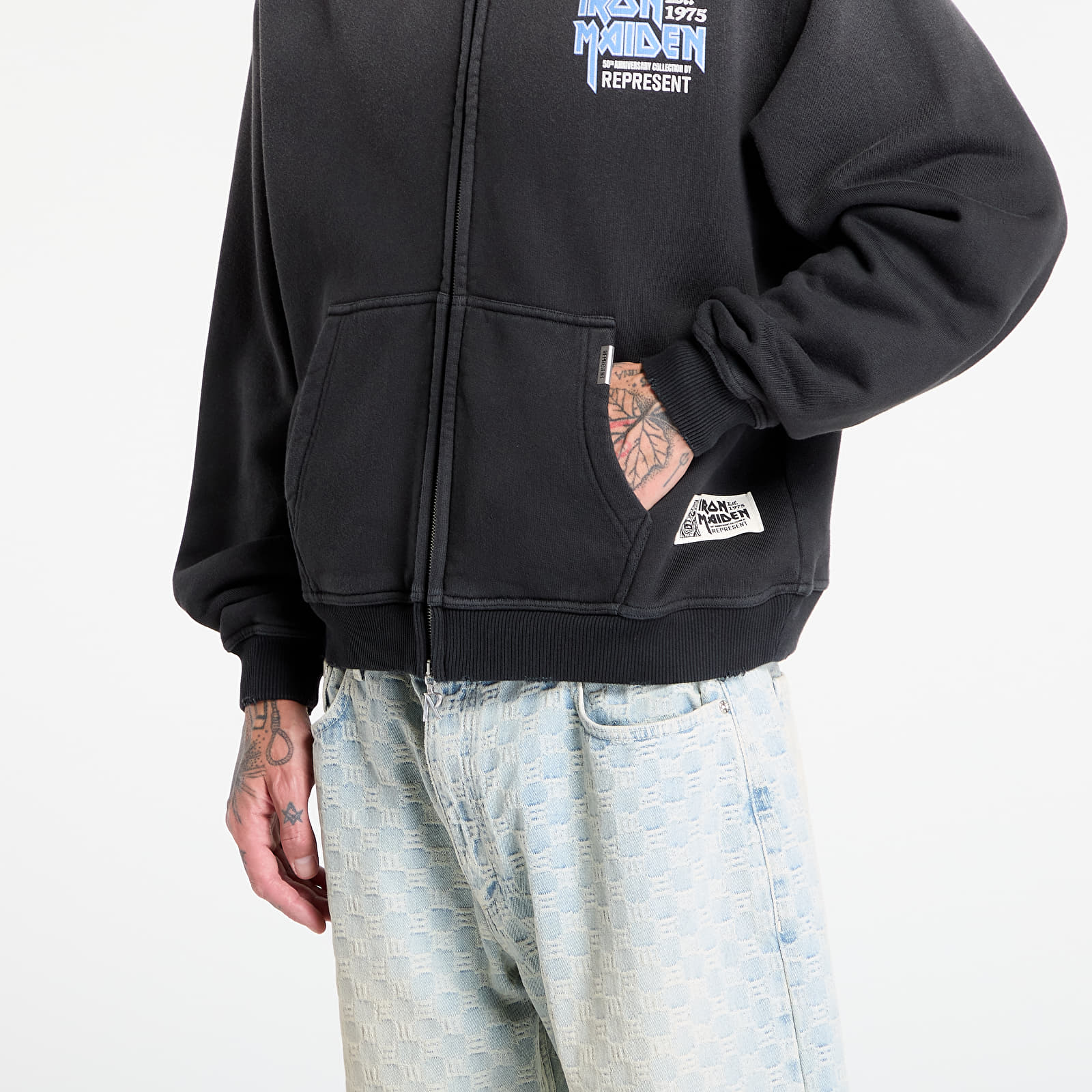 Džemperiai su gobtuvais ir džemperiai REPRESENT x Iron Maiden Anniversary Hoodie Stained Black