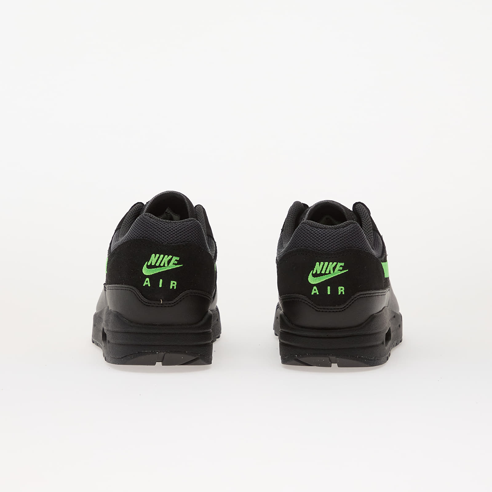 Vyriška avalynė Nike Air Max 1 Ess Anthracite/ Green Strike-Black