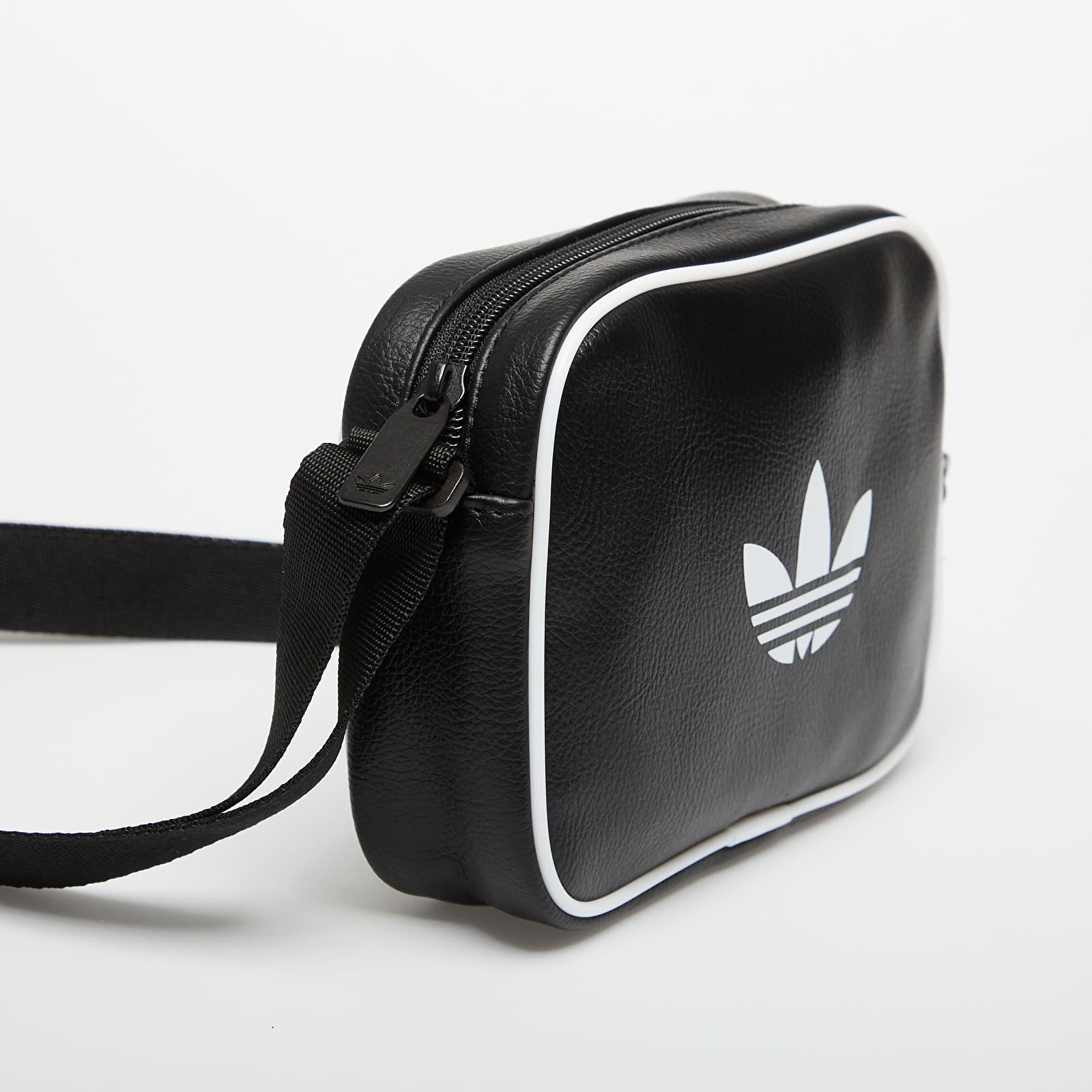 Crossbody rankinės adidas Adicolor Classic Mini Airliner Black