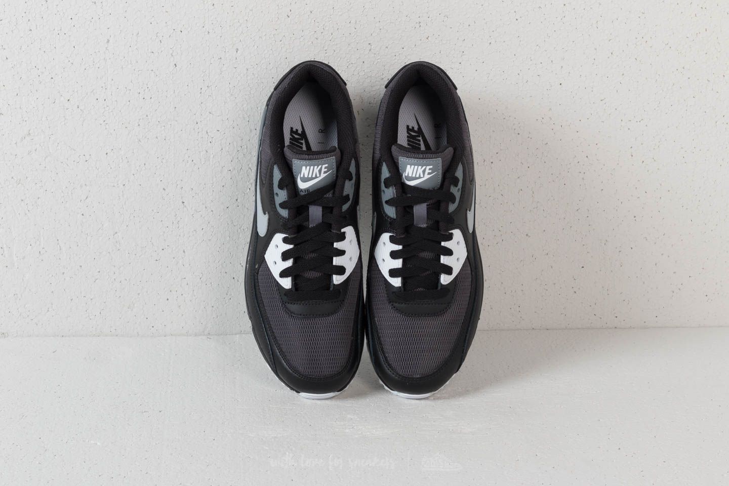 Men s shoes Nike Air Max 90 Essential Black Wolf Grey Dark Grey