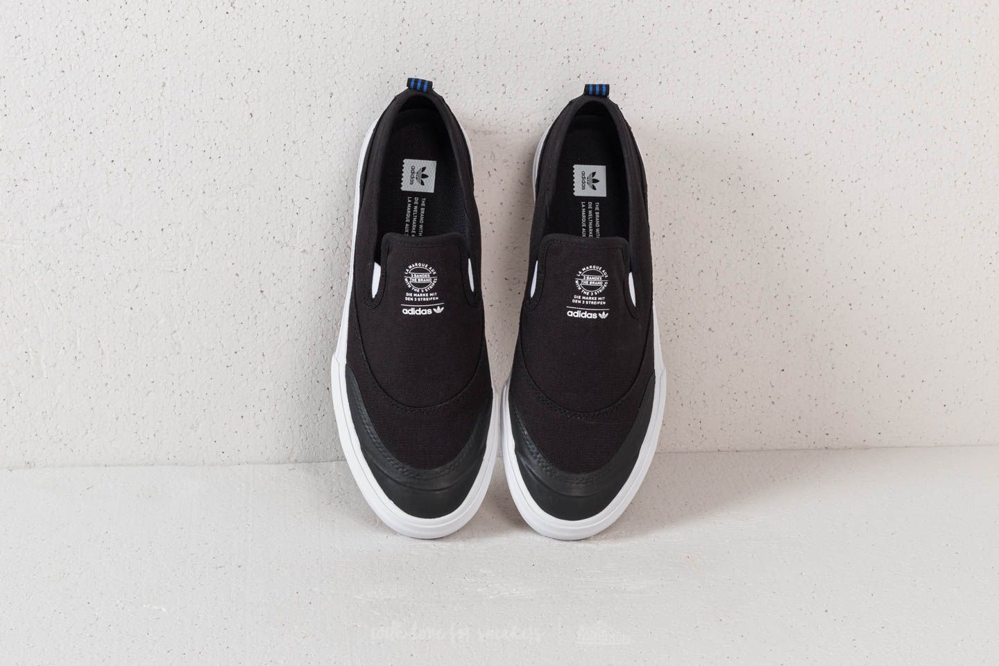 Chaussures et baskets homme adidas Matchcourt Slip Core Black
