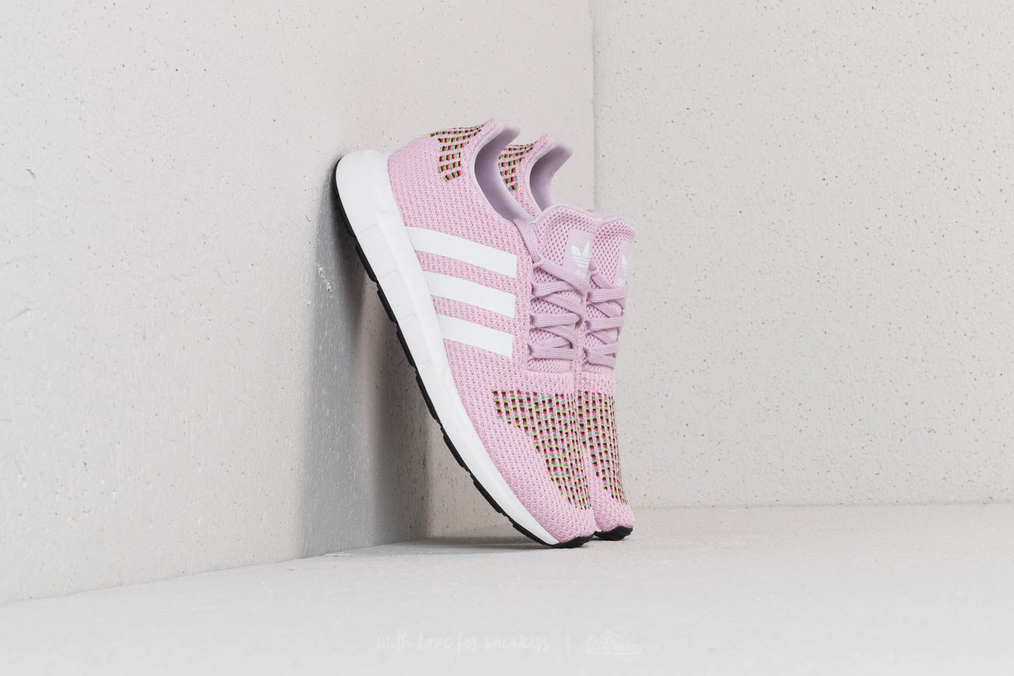 Damen Sneaker und Schuhe adidas Swift Run W Aero Pink Ftw White Core Black Footshop