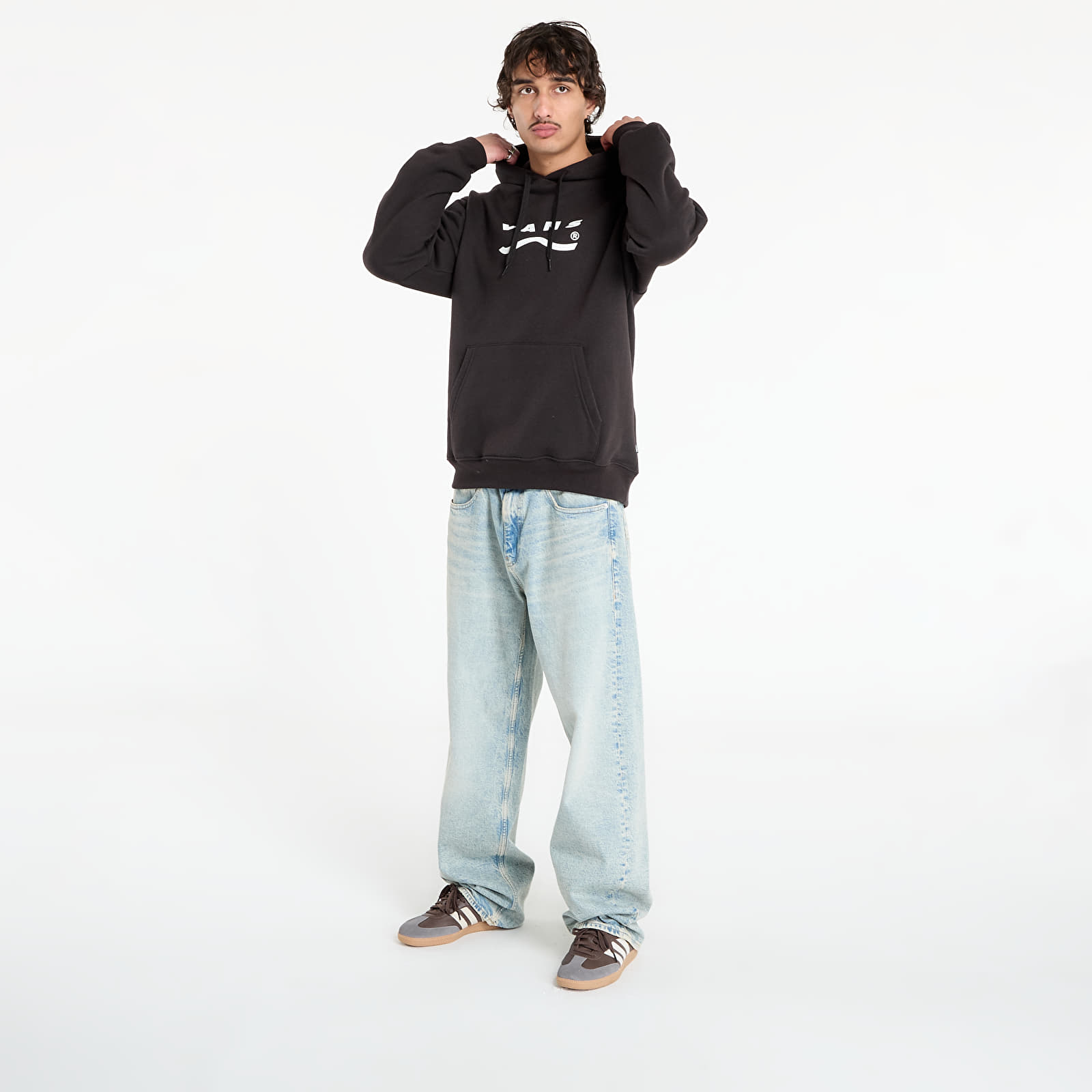 Kapucnis pulóverek és pulcsik Vans Deteremined Pullover Black