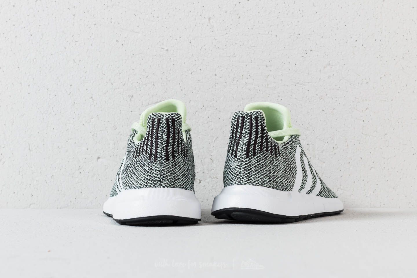 Men s shoes adidas Swift Run Aer Green Ftw White Core Black