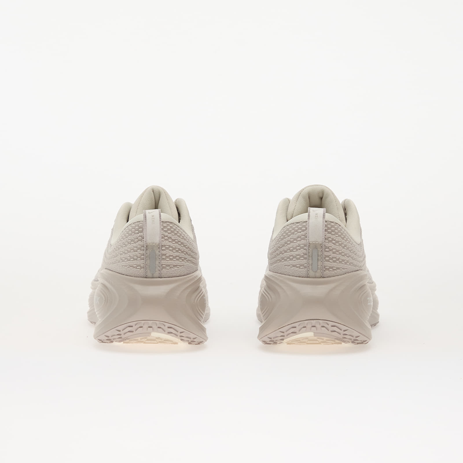 Vyriška avalynė Nike Vomero Plus Lt Bone/ Phantom-Lt Iron Ore-Mtlc Silver