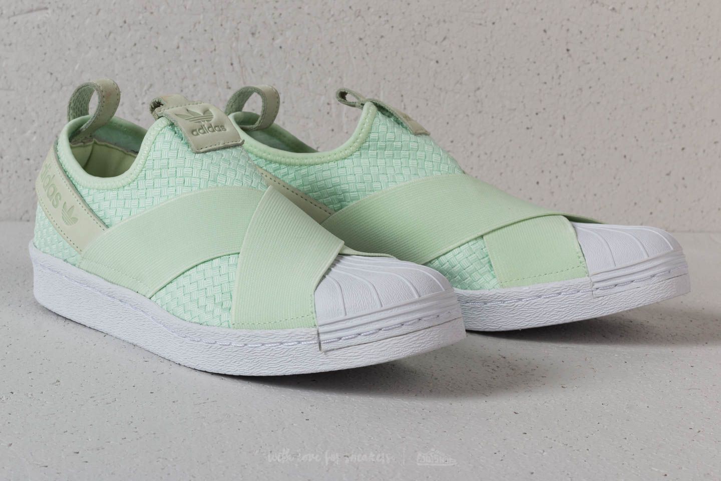 Superstar slip top on mint