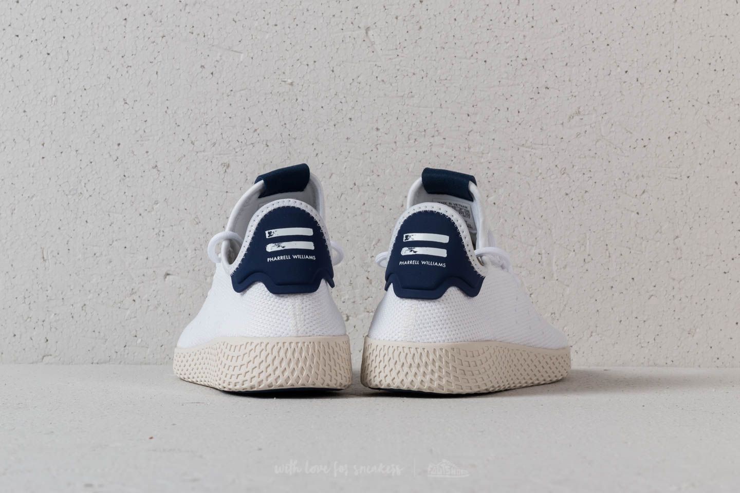 Ženski čevlji adidas x Pharrell Williams Tennis HU W Ftw White/ Ftw White/ Crystal White