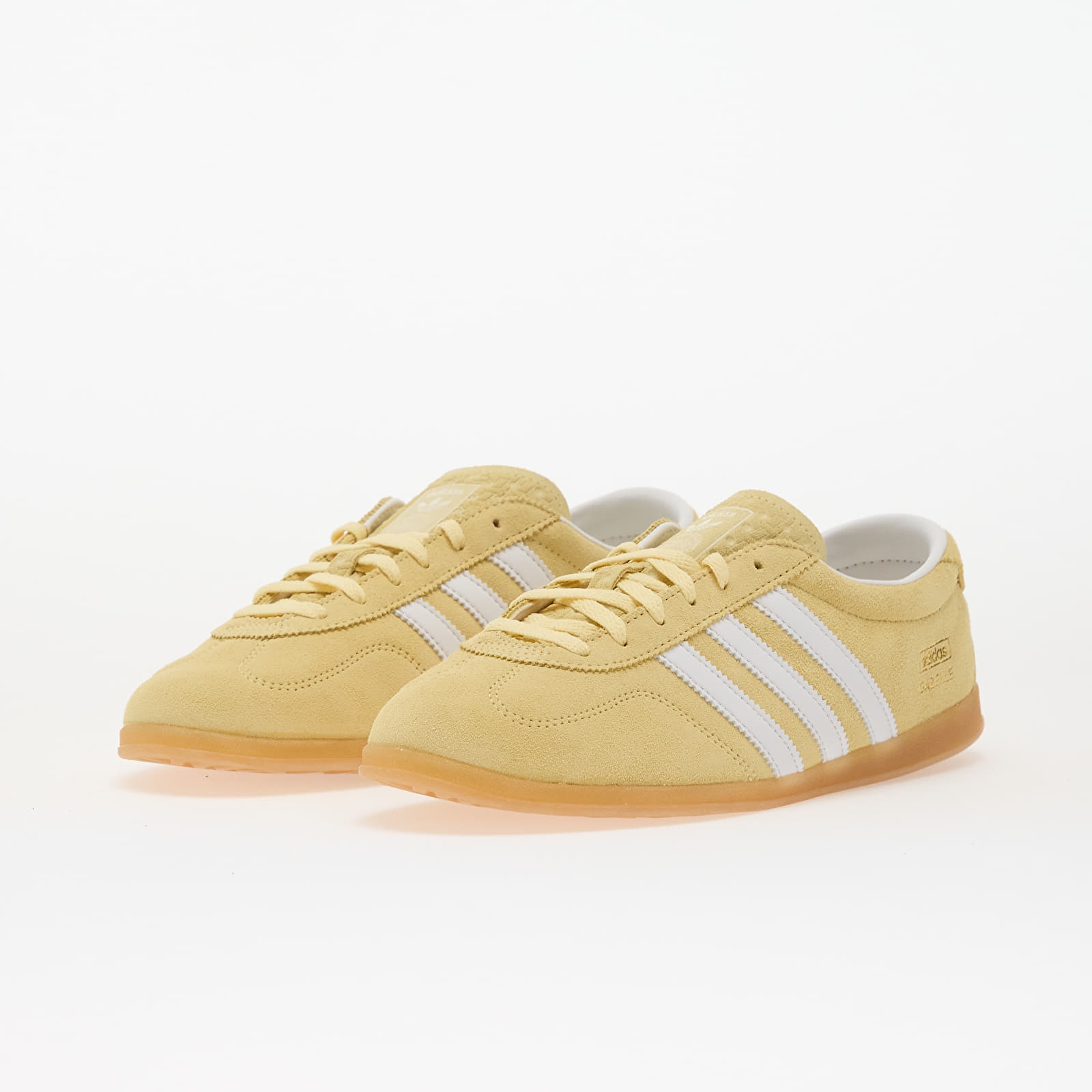 Moteriška avalynė adidas Gazelle Lo Pro W Almost Yellow/ Ftw White/ Gum