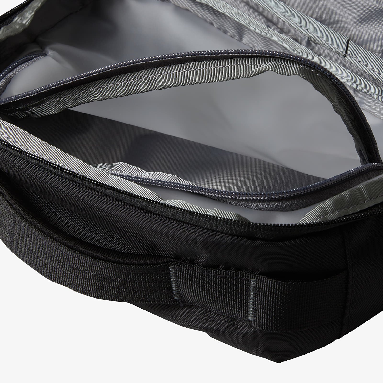 Krepšiai The North Face Base Camp Voyager Toiletry Kit TNF Black/ Asphalt Grey