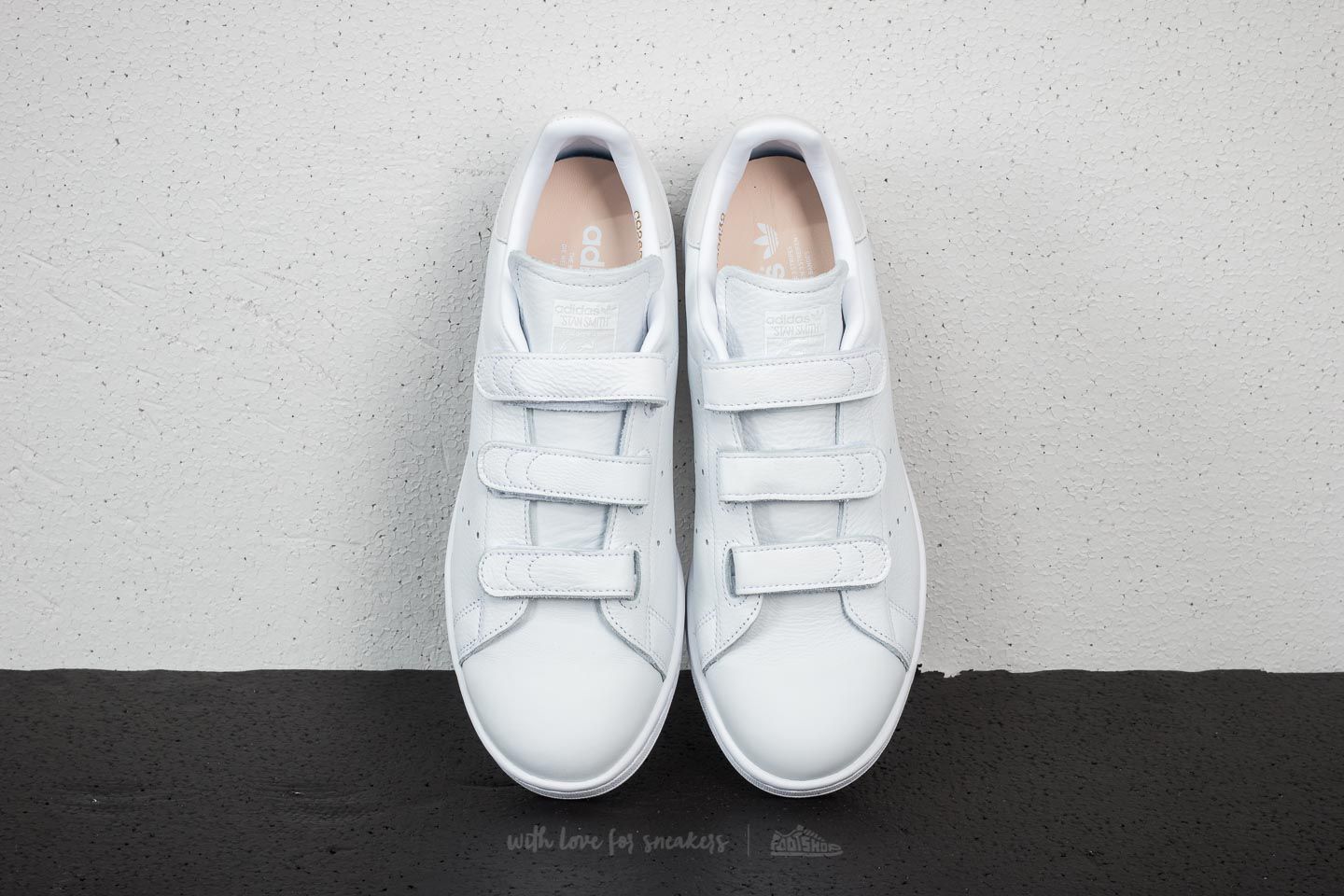 Stan smith 3 strap hotsell