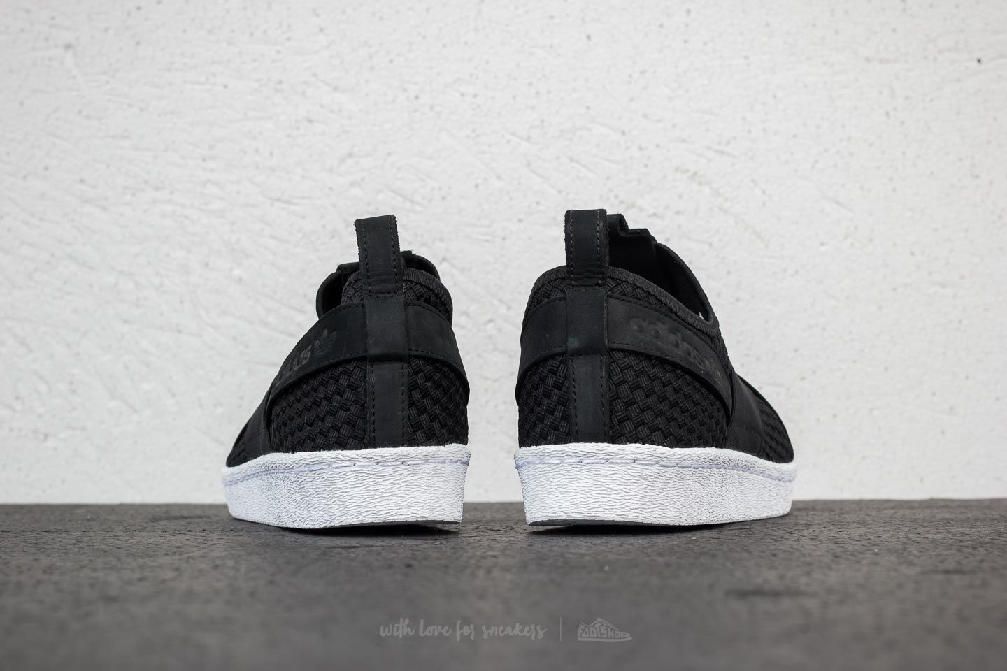 Adidas t superstar dam store