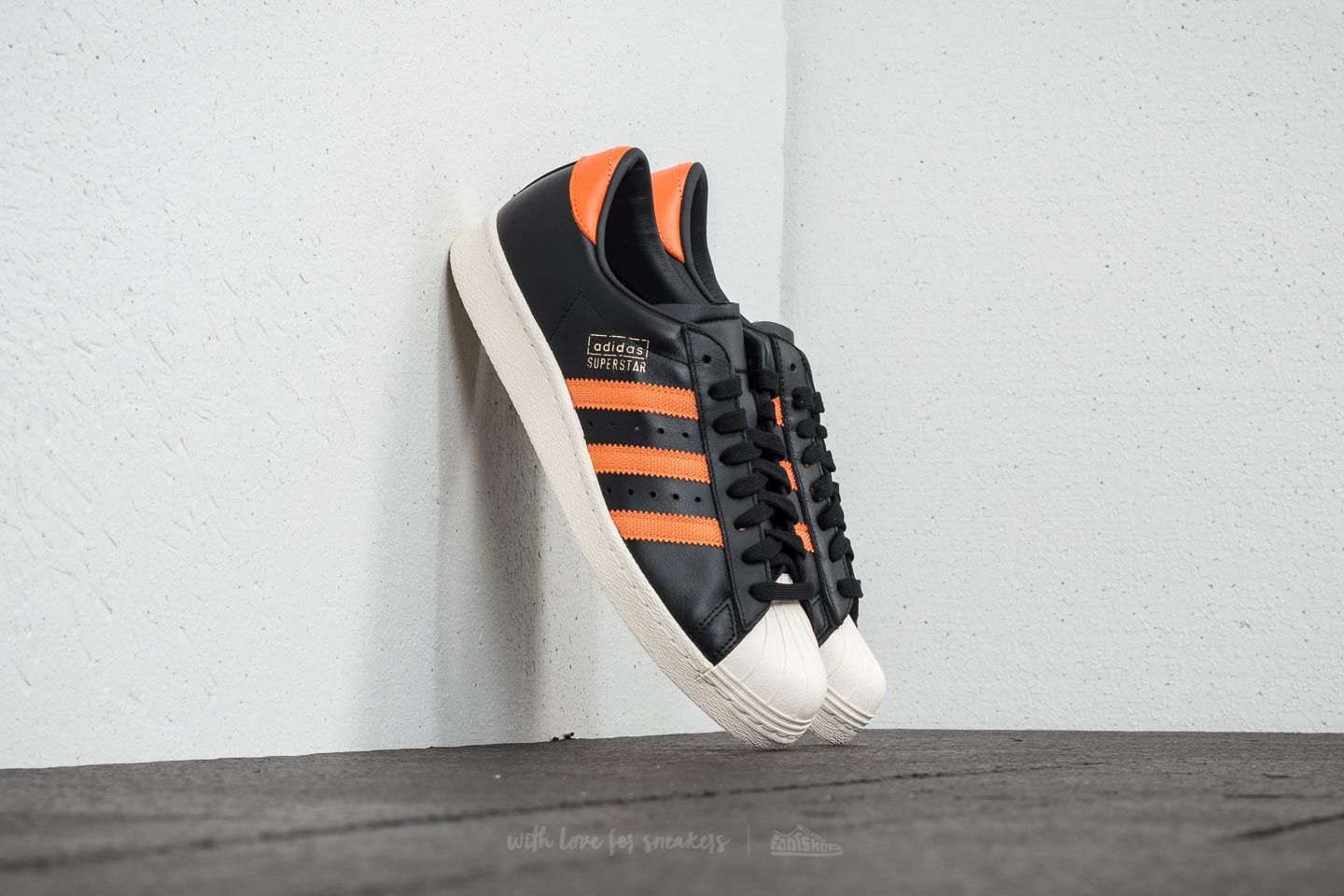 adidas Superstar OG
