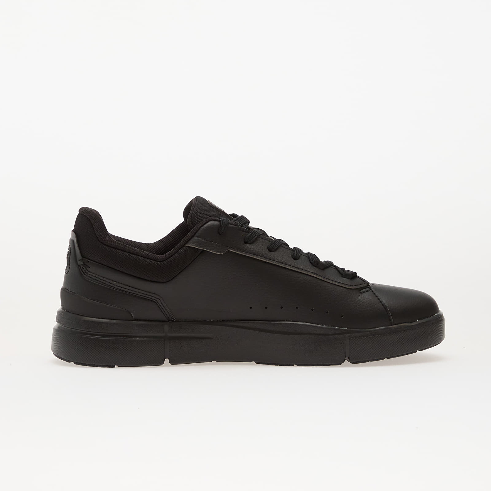 Vyriška avalynė On M The Roger Advantage Black/ Black