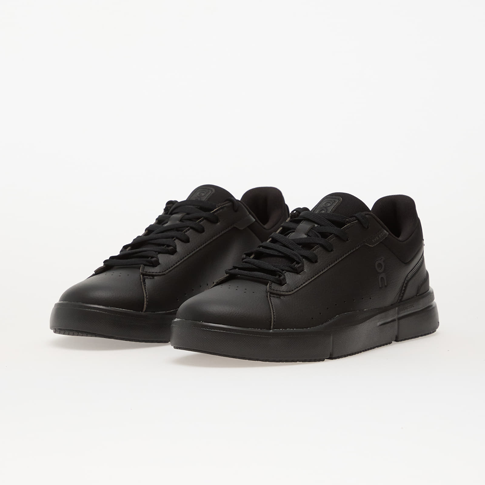 Vyriška avalynė On M The Roger Advantage Black/ Black