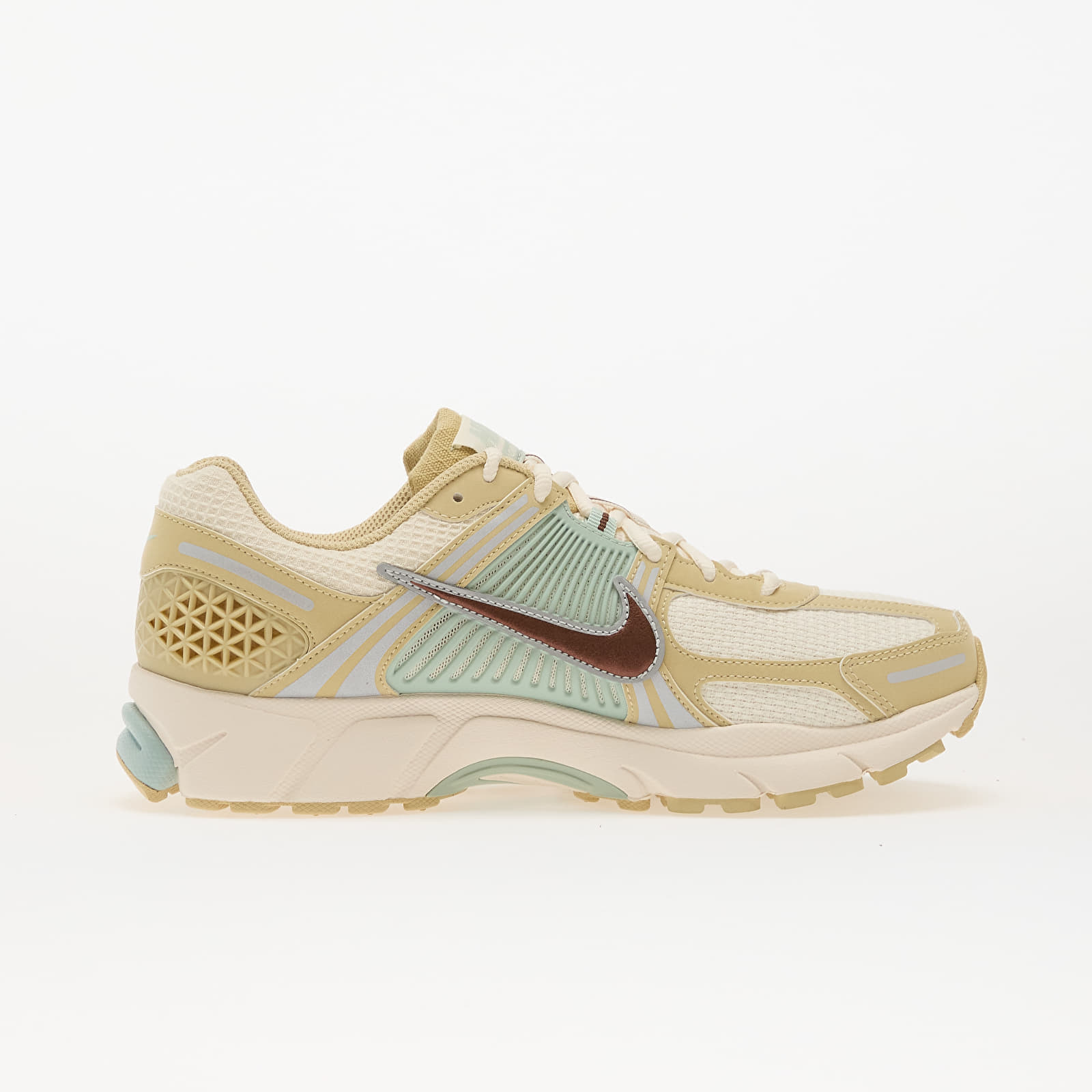 Vyriška avalynė Nike Zoom Vomero 5 Se Team Gold/ Fauna Brown-Pale Ivory-Seafoam-Mtlc Platinum-Mtlc Platinum