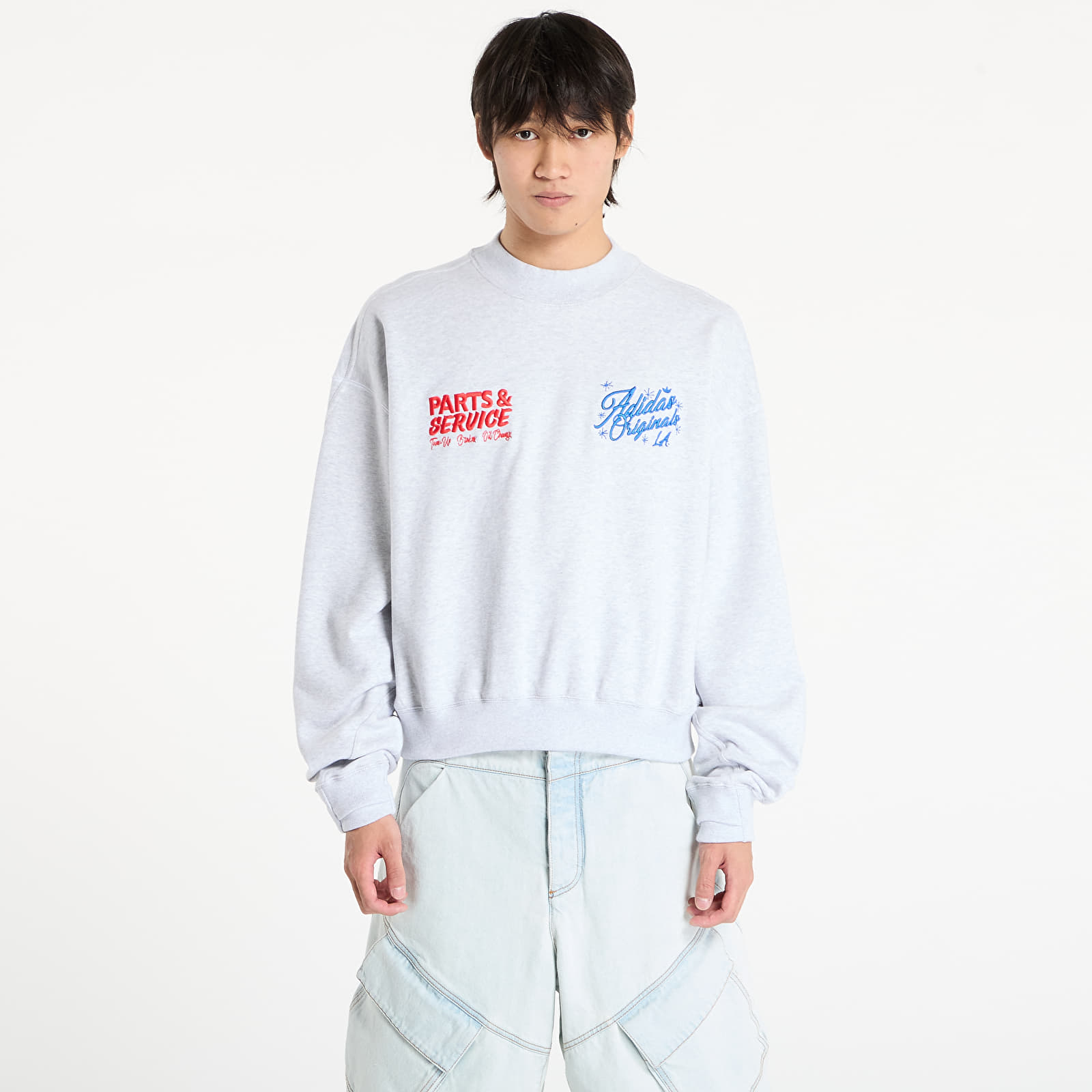 Суичърти adidas Santa Monica Crewneck UNISEX Light Grey Heather/ Black