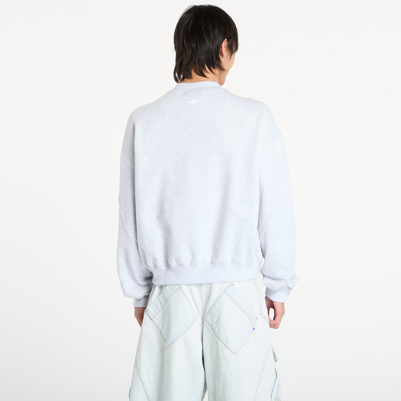 Суичърти adidas Santa Monica Crewneck UNISEX Light Grey Heather/ Black