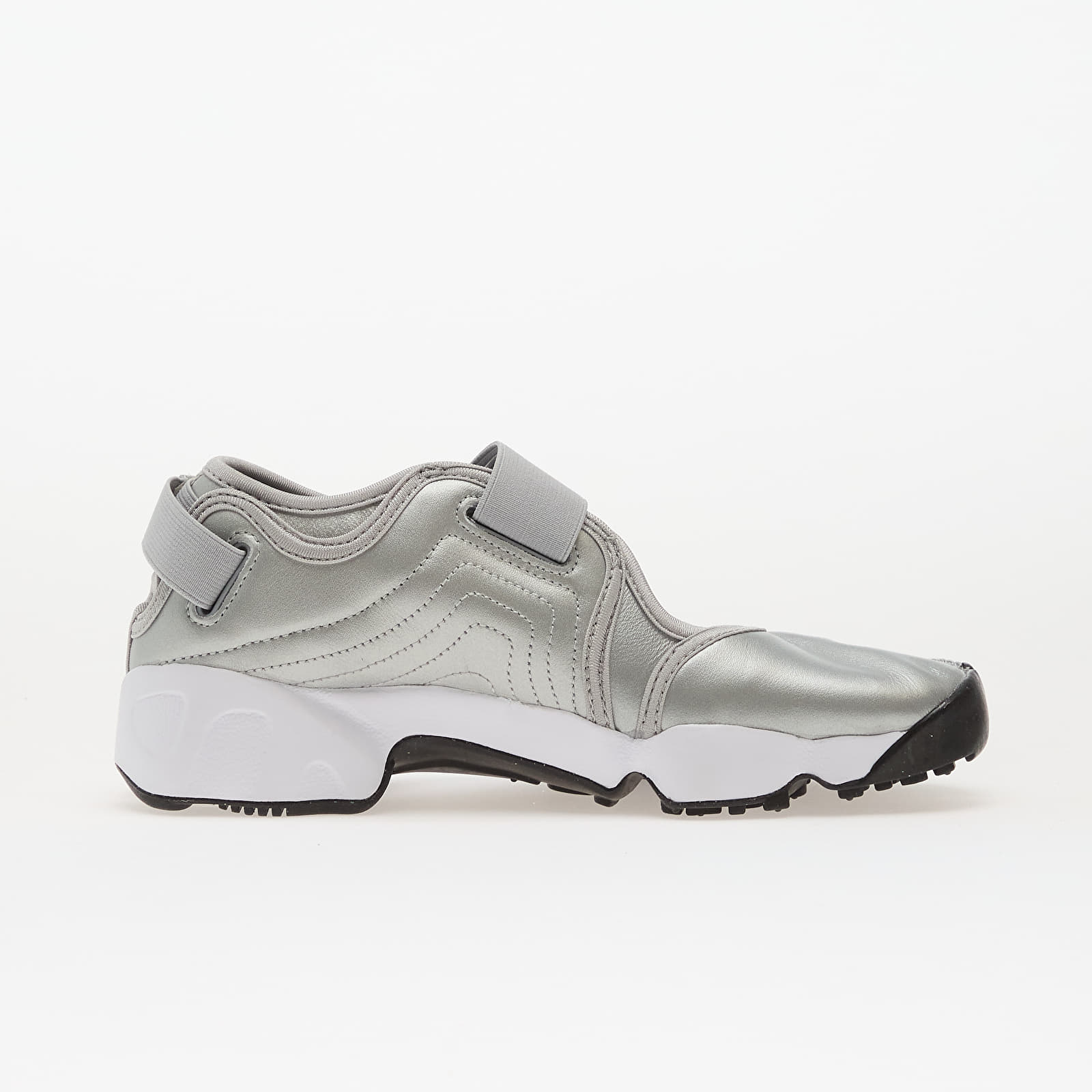 Skor för kvinnor Nike W Air Rift Mtlc Silver/ Sail-Black