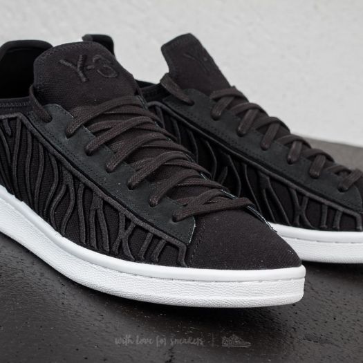 Shishu stan sneakers store