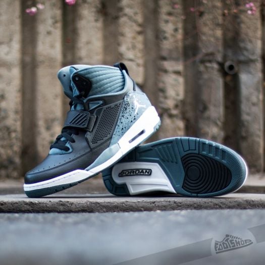 Jordan flight black and blue top