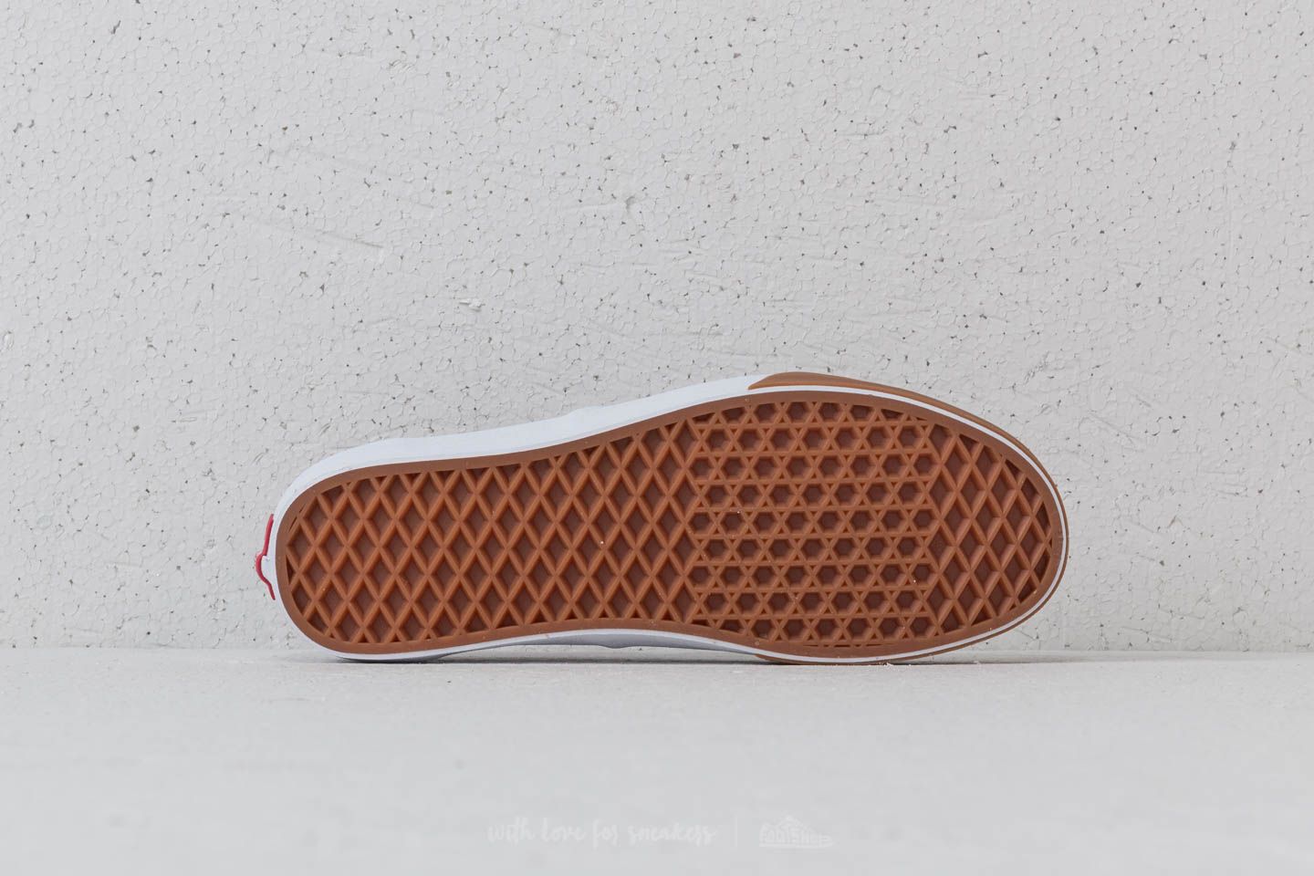 Vans authentic gum bumper red cheap