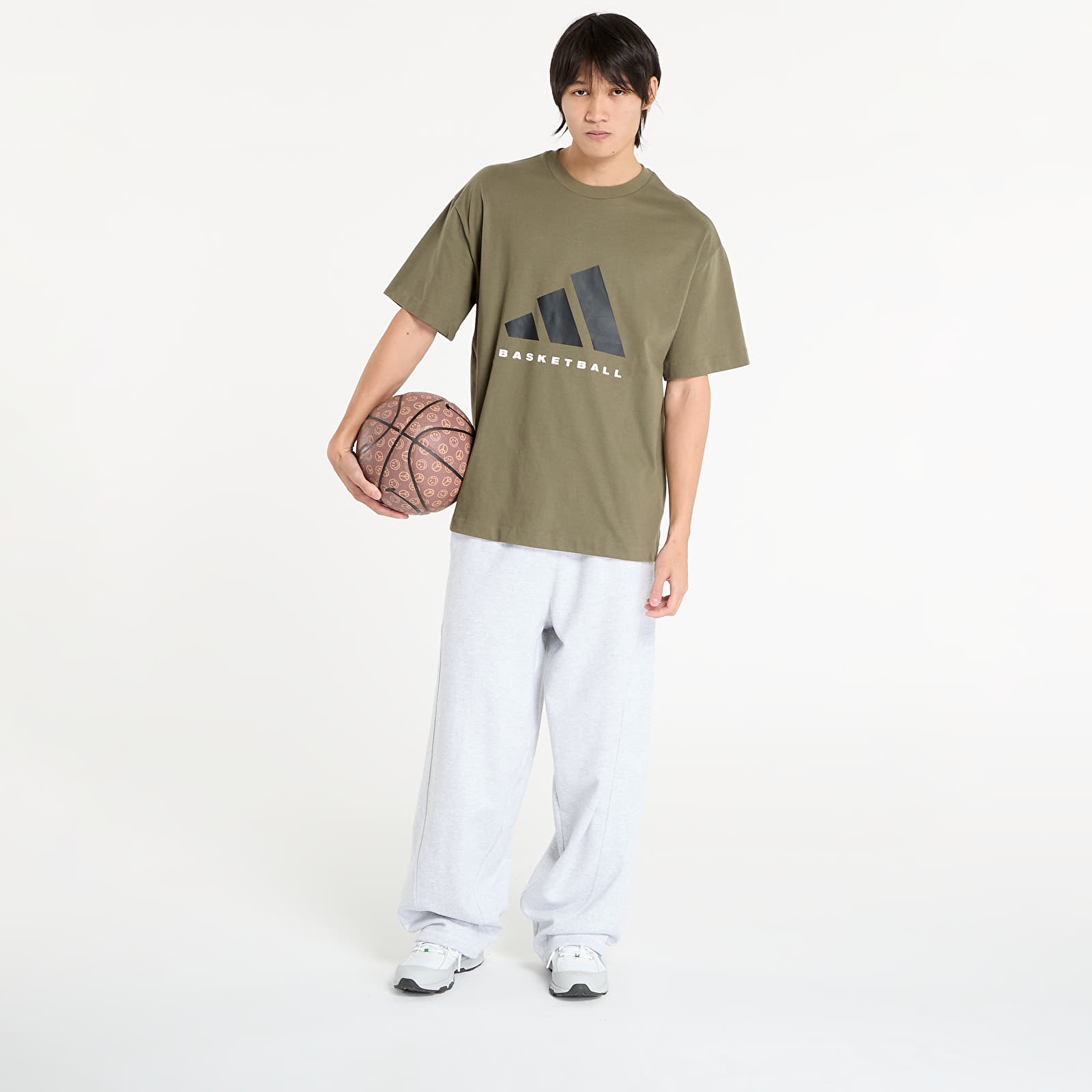 Тениски adidas Basketball T-Shirt UNISEX Olive Strata
