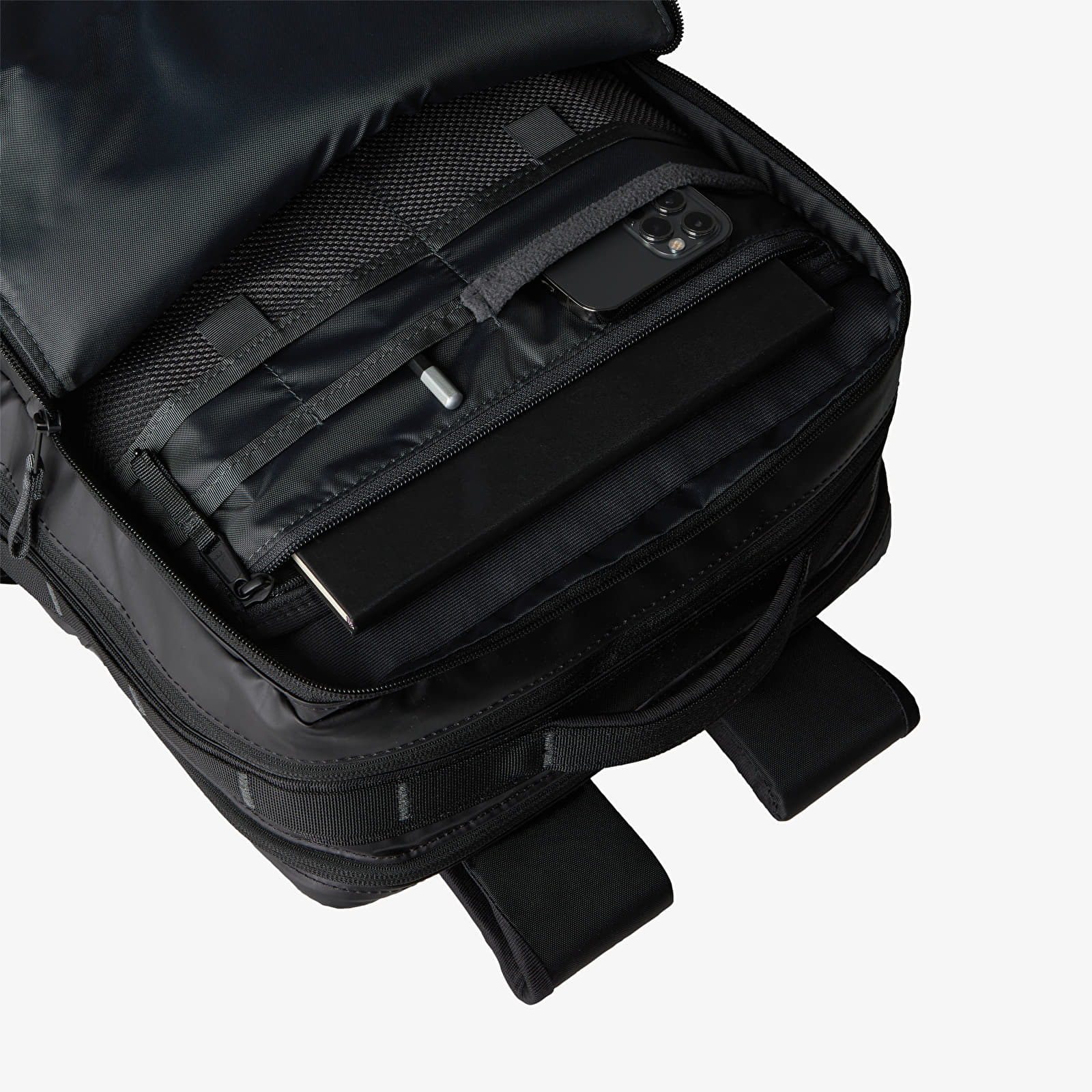 Раници The North Face Base Camp Voyager Daypack TNF Black/ Asphalt Grey