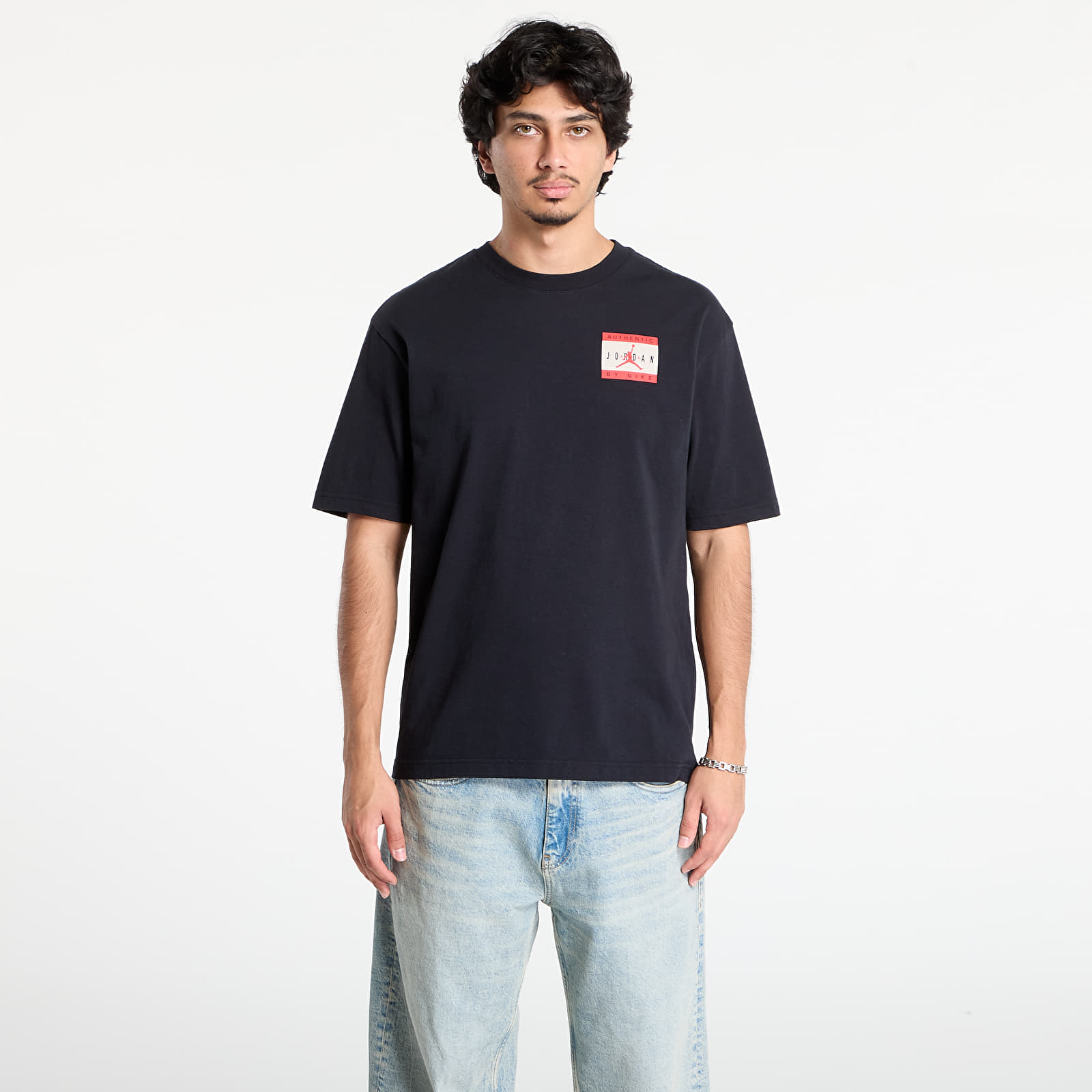 Männer T-Shirts Jordan Brand Men's T-Shirt Black/ University Red