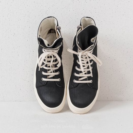 The Dark【未使用試着のみ】　rick owens 39.0 MORE RICK OWENS PHOTOGRAPHED BY DANIELLE LEVITT | SWAG HOMMES