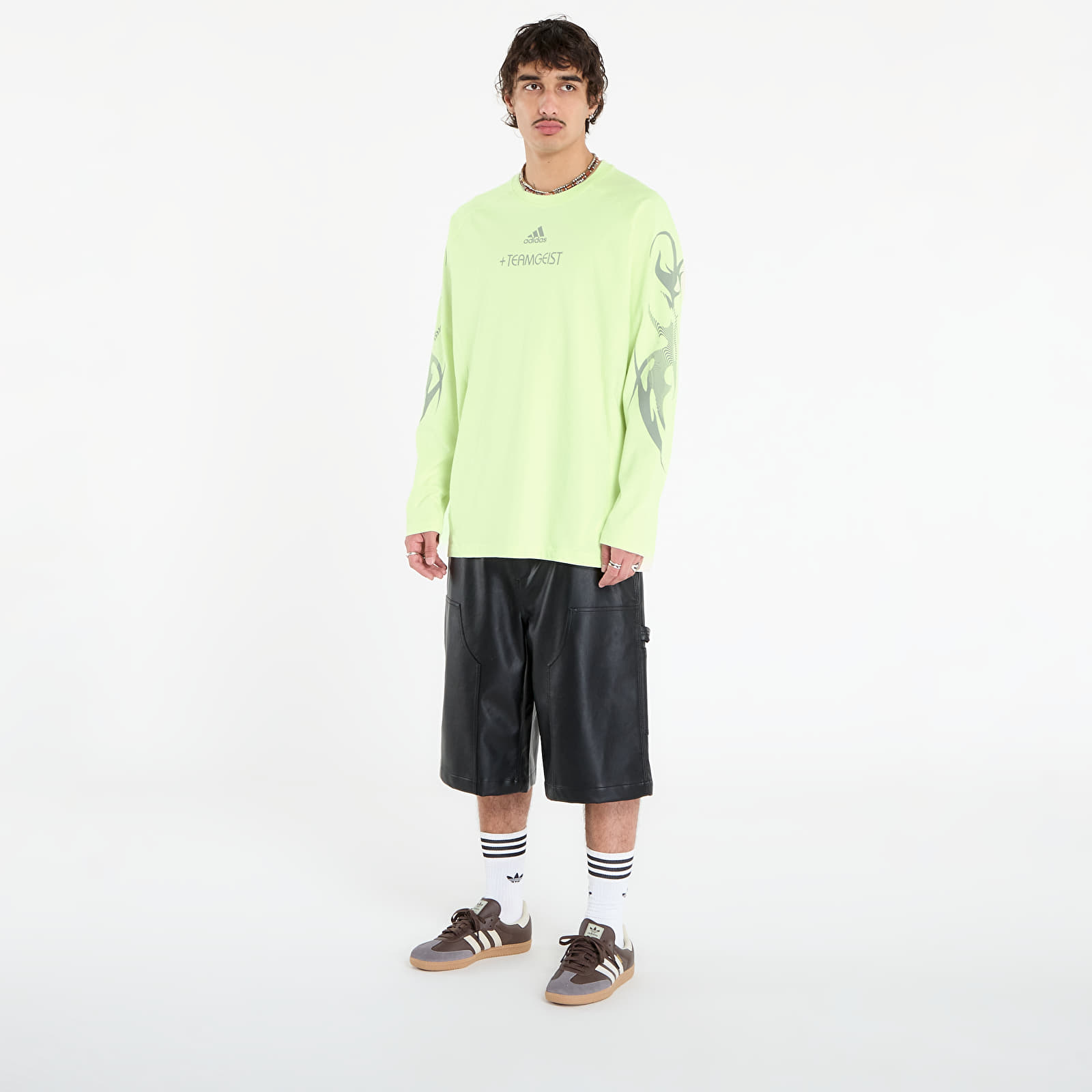 T-Shirts adidas Adilenium Season 4 Teamgeist Graphic Long Sleeve T-Shirt Almost Lime