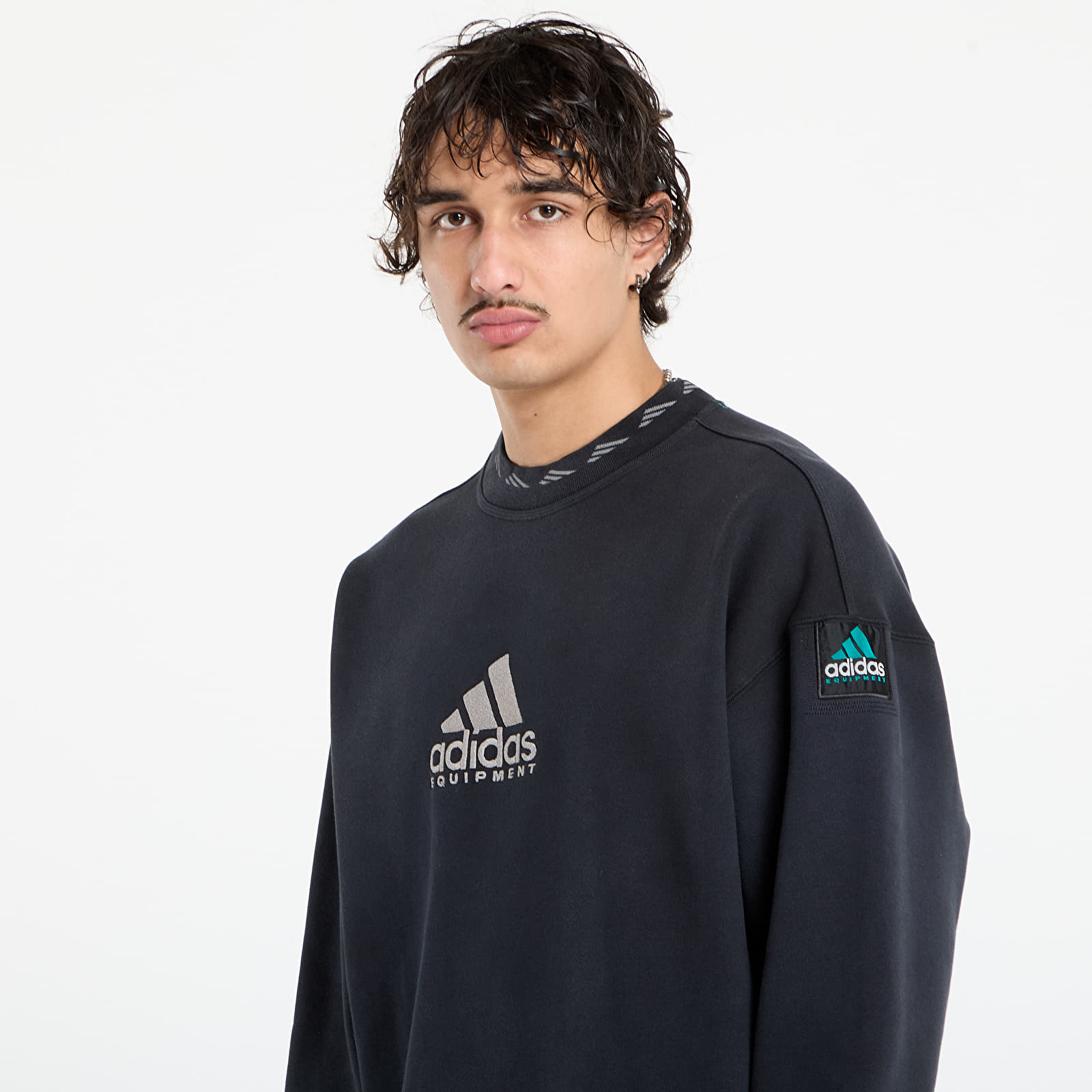 Суичърти adidas Equipment Reflective Embroidery Crew Black