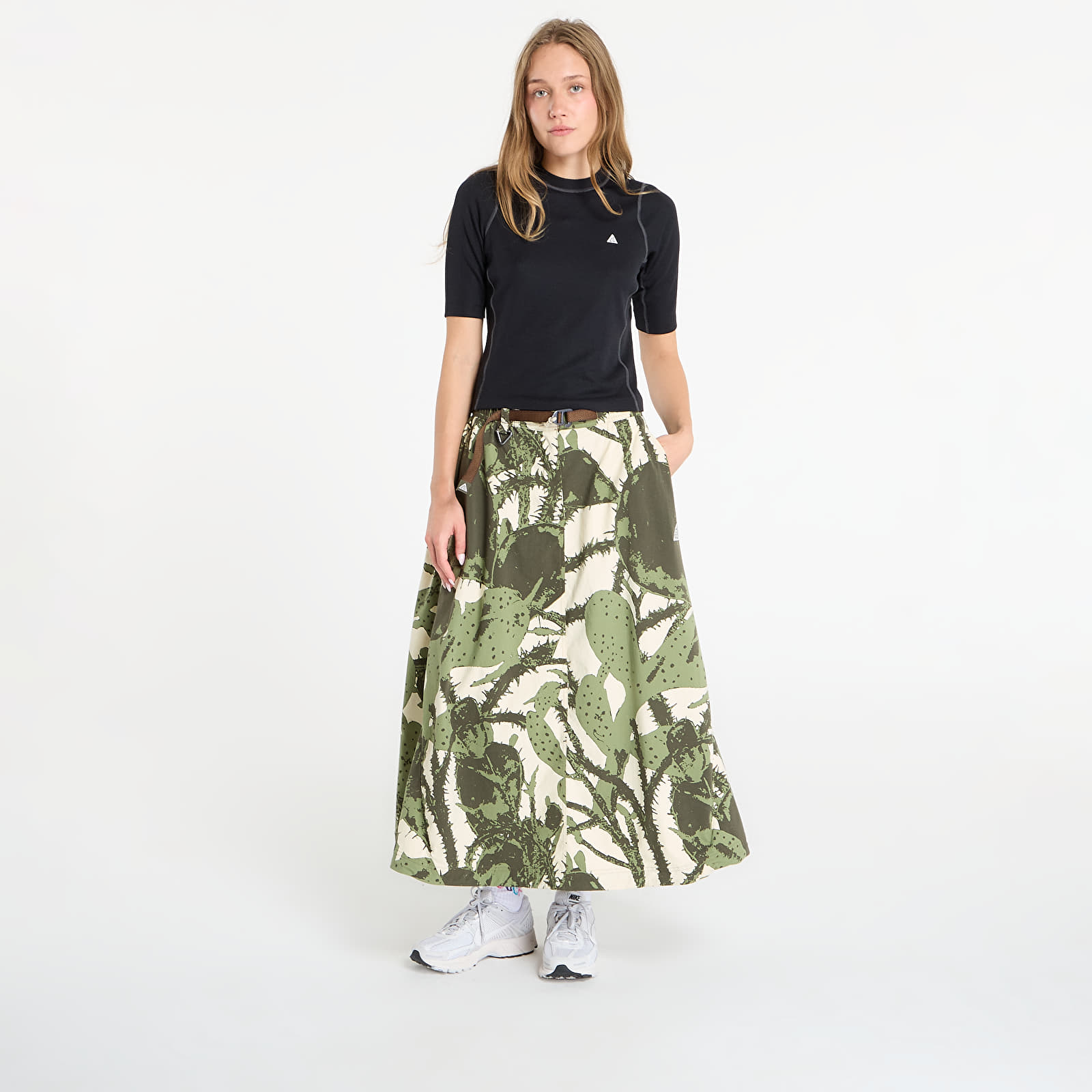 Röcke Nike ACG "Smith Summit" Women's Skirt Lt Khaki/ Cargo Khaki/ Summit White