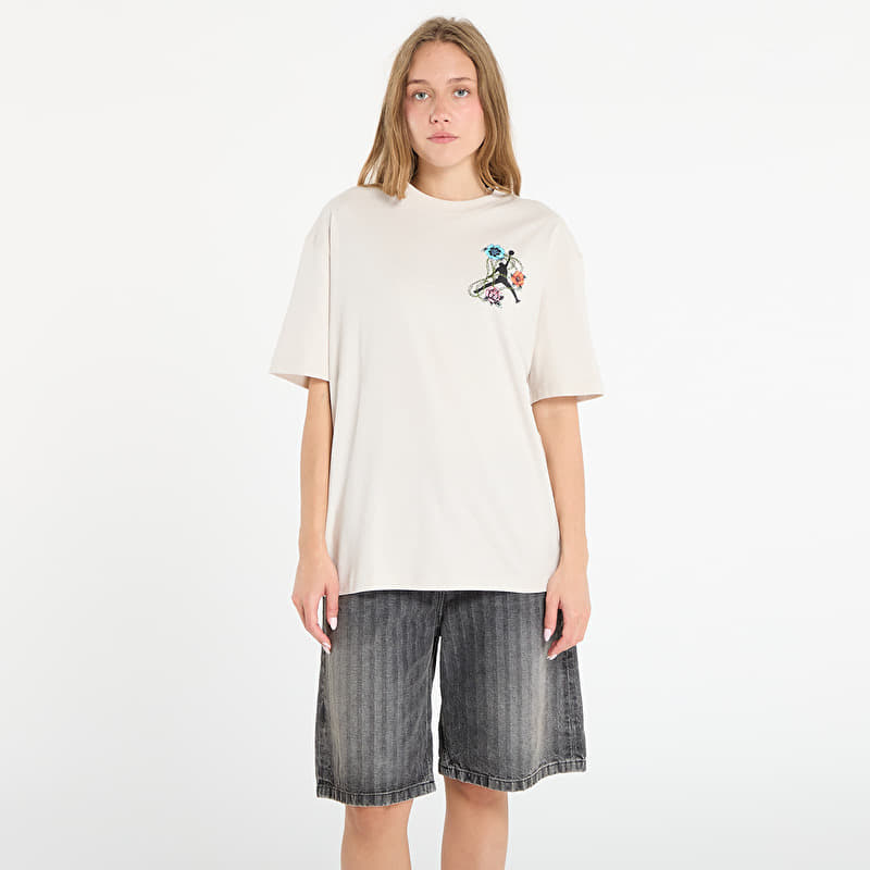 Jordan Flight Women's Oversized Graphic T-Shirt Lt Orewood Brn