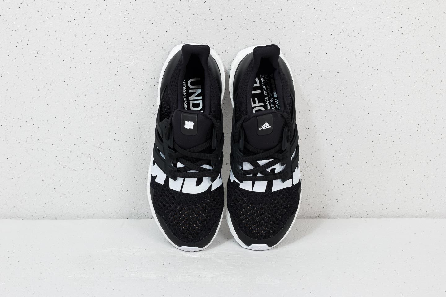 Herren Sneaker und Schuhe adidas x UNDEFEATED Ultraboost Black/ White
