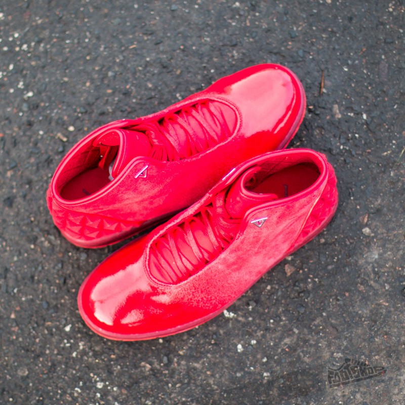 Men's shoes Jordan Instigator Gym Red/Light Crimson