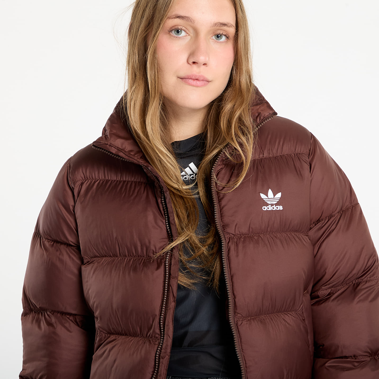 Пухени якета adidas Adicolor Short Puffer Jacket Auburn
