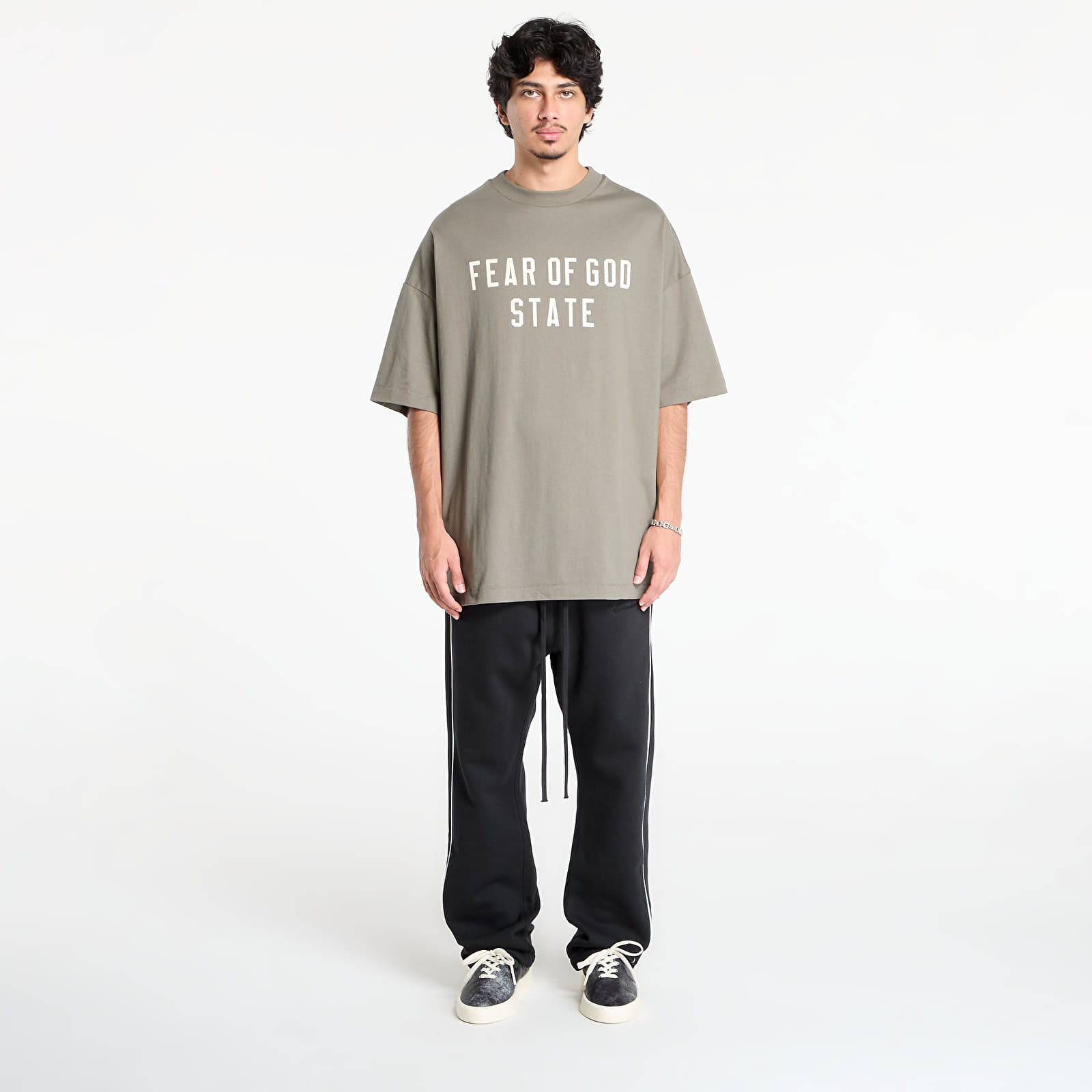 Тениски Fear of God Essentials 90's Short Sleeve Tee Moss