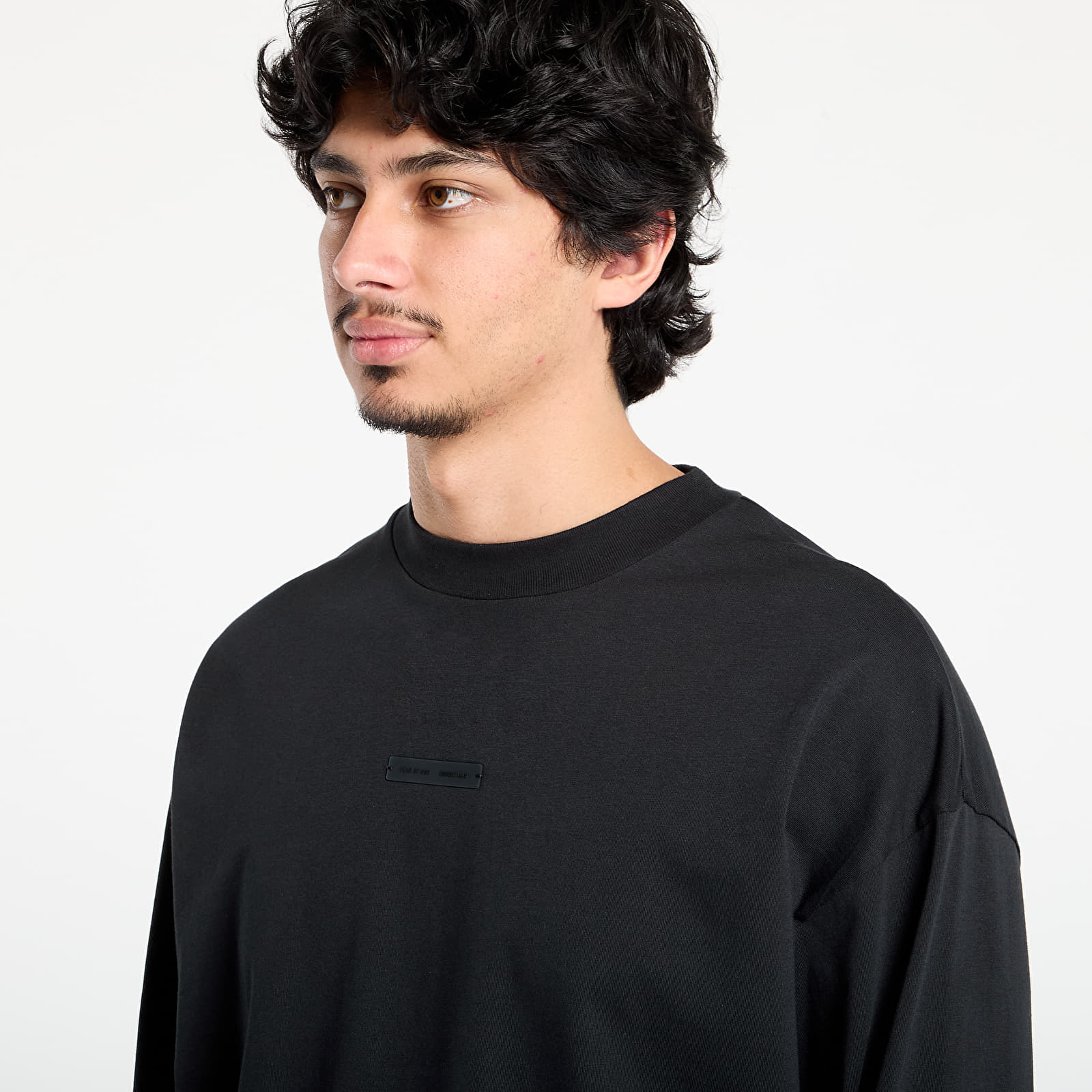 T-Shirts Fear of God Essentials Classic Long Sleeve Tee Jet Black