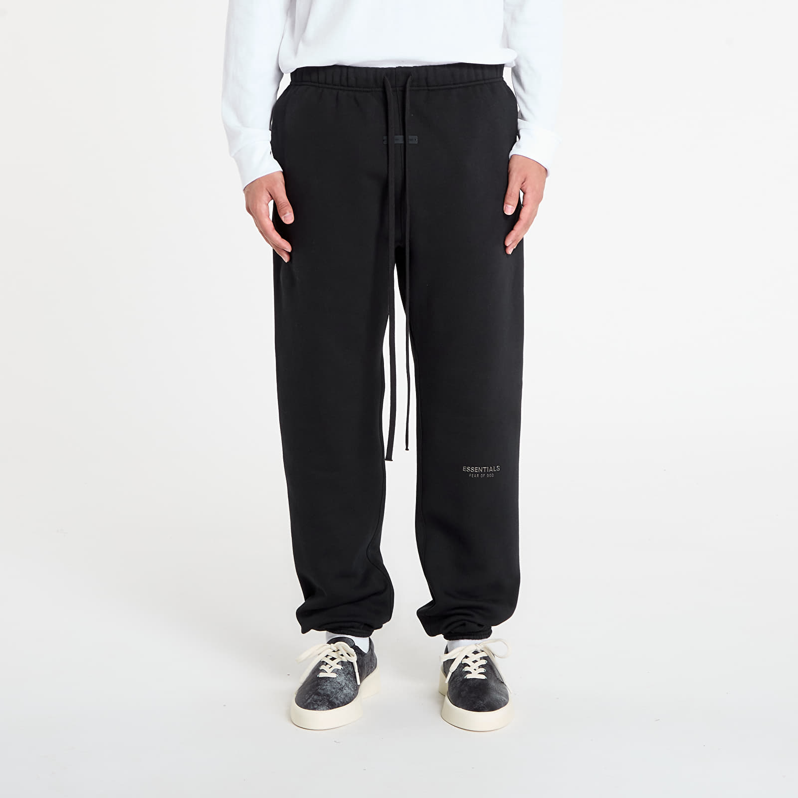 Jogginghosen Fear of God Essentials Vintage Sweatpant Jet Black