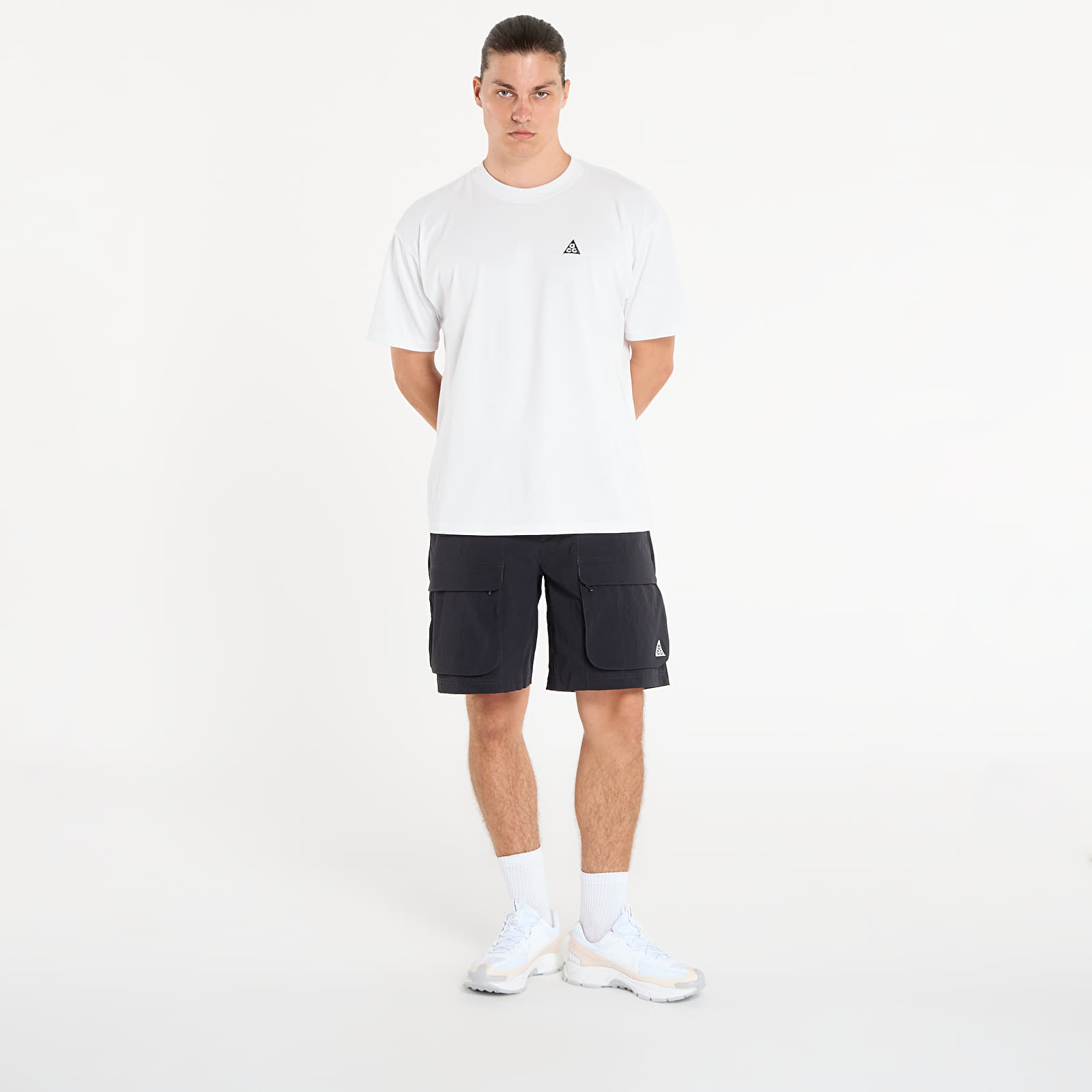 T-shirts Nike ACG Men's Max90 T-Shirt Summit White