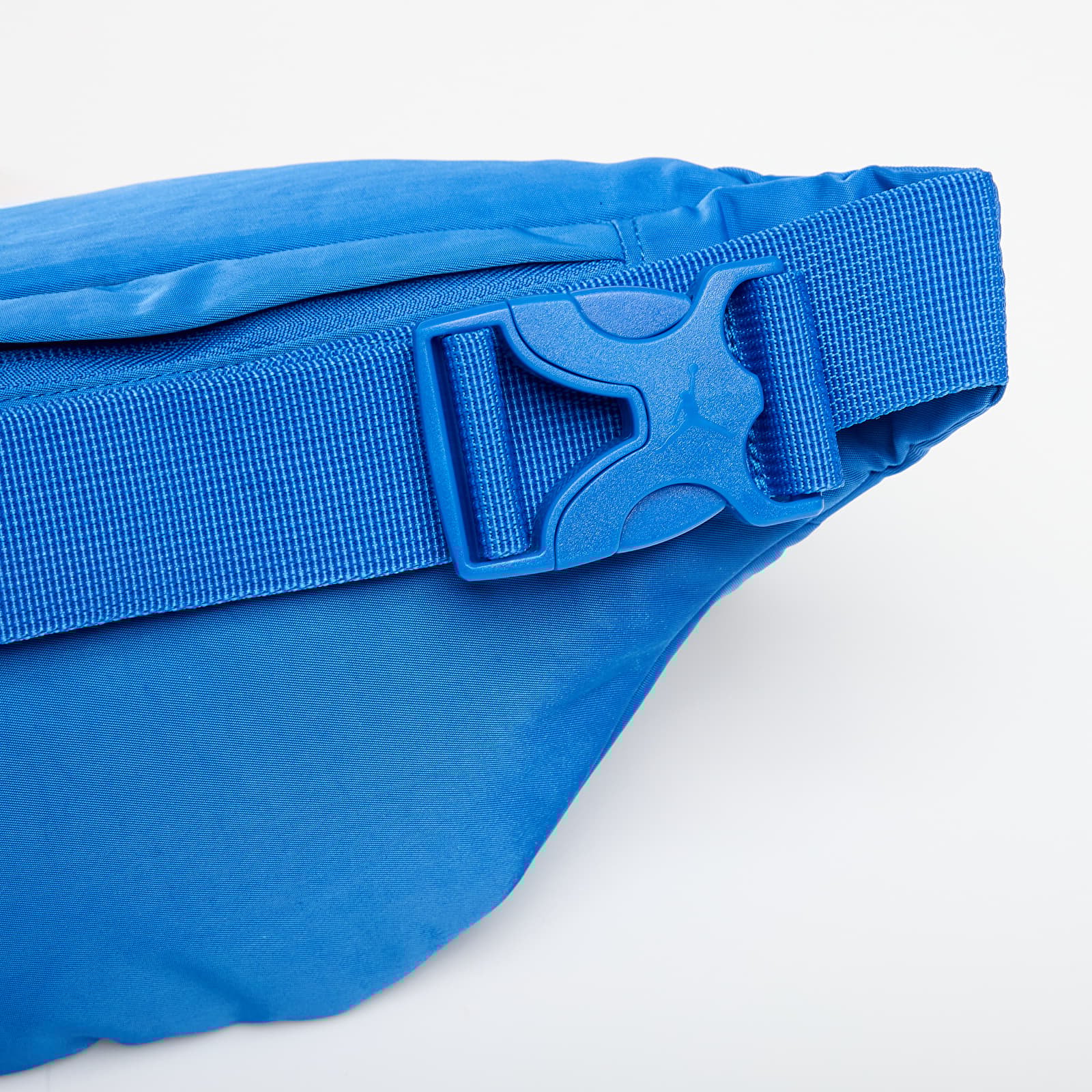 Мъжки панталони с бъбреци Jordan Jam Mvp Crossbody Sport Blue