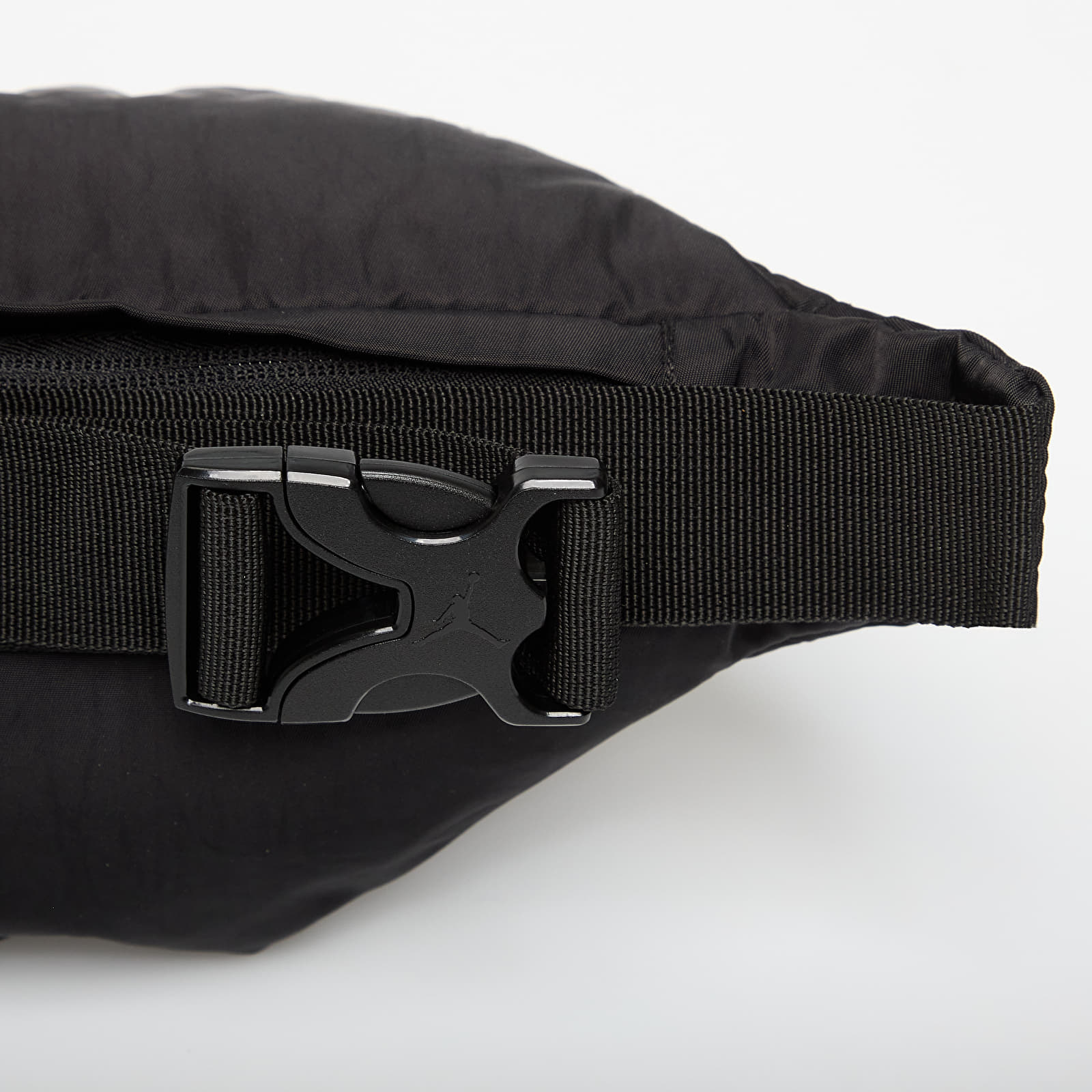Мъжки панталони с бъбреци Jordan Jam Mvp Crossbody Black