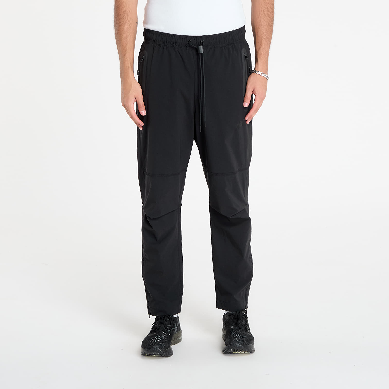 Мъжки панталон Nike Tech Men's Woven Pants Black/ Black