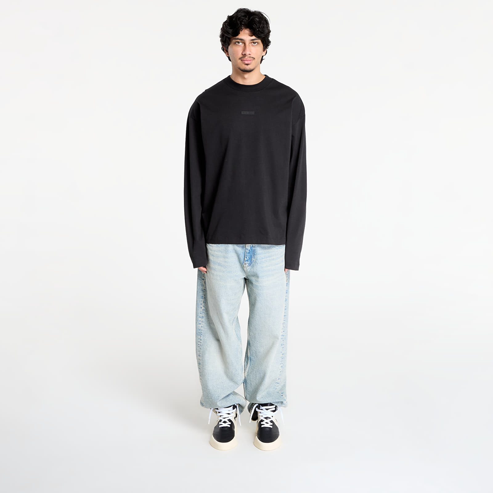 T-Shirts Fear of God Essentials Classic Long Sleeve Tee Jet Black