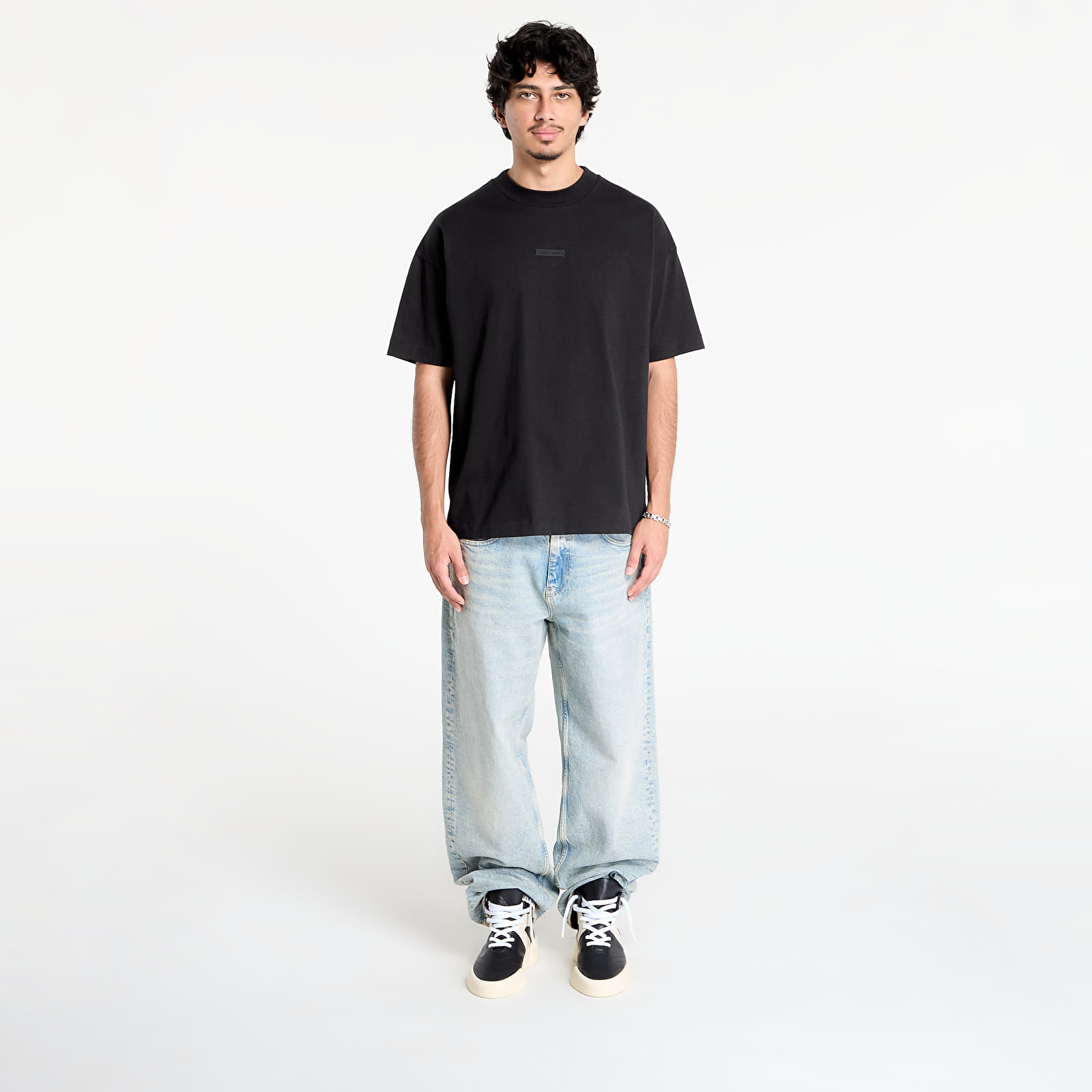 T-Shirts Fear of God Essentials Classic Short Sleeve Tee Jet Black